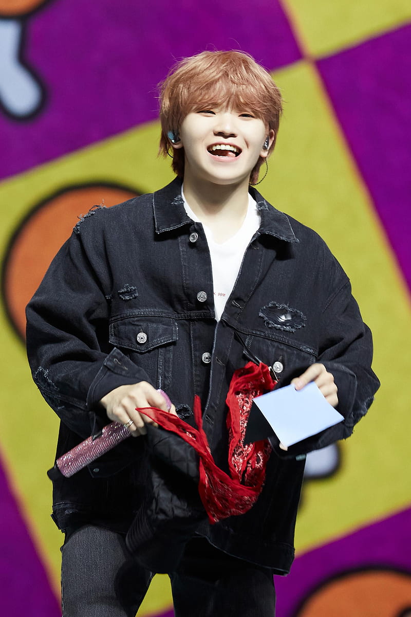 800x1200 HD lee jihoon wallpaper