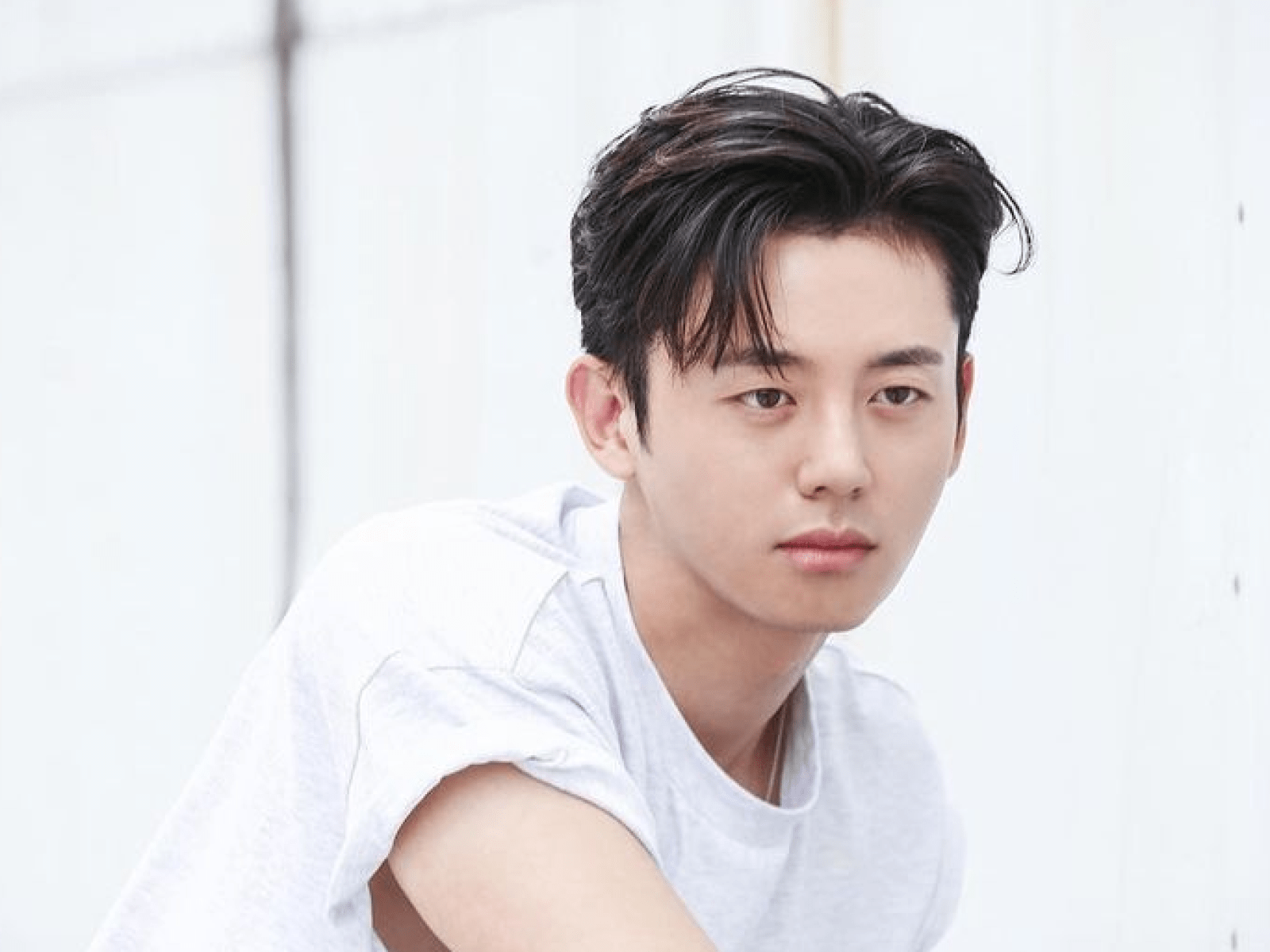 1600x1200 River Where the Moon Rises' Star Lee Ji Hoon Reveals the Major Accident He Encountered While Filming a Drama