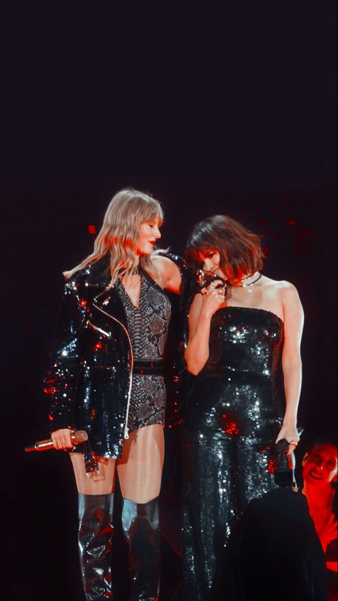 676x1200 Taylor Swift and Selena Gomez Lockscreen