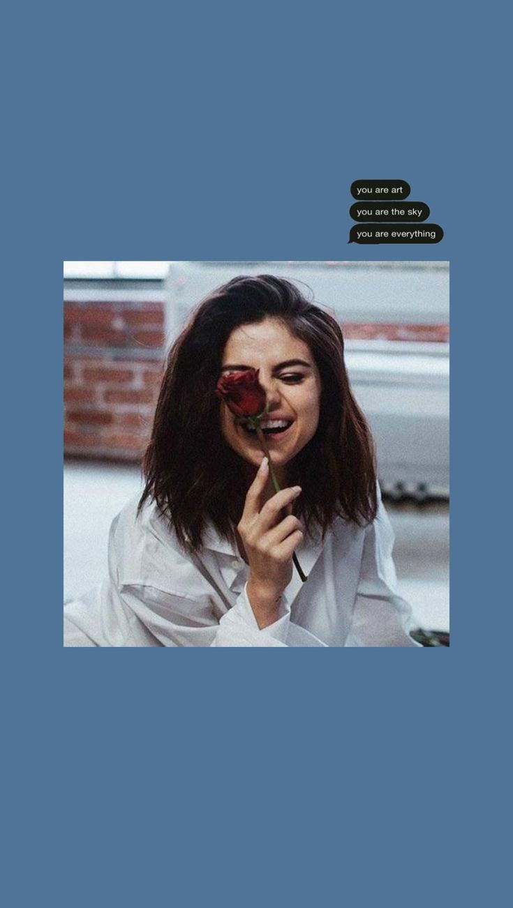 735x1302 Selena Gomez