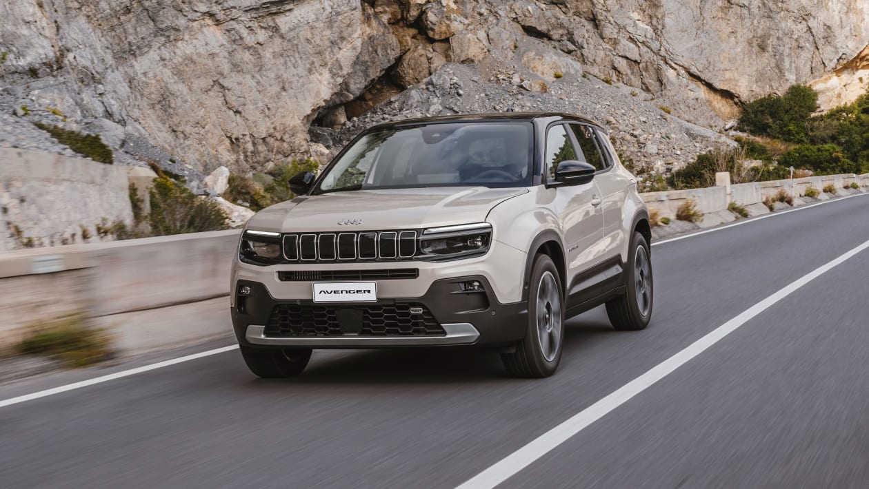 1260x710 New Jeep Avenger E Hybrid