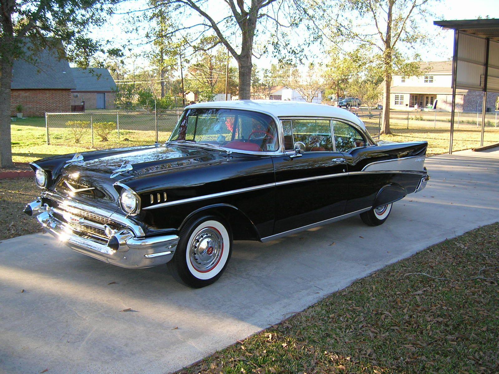 1600x1200 Chevrolet