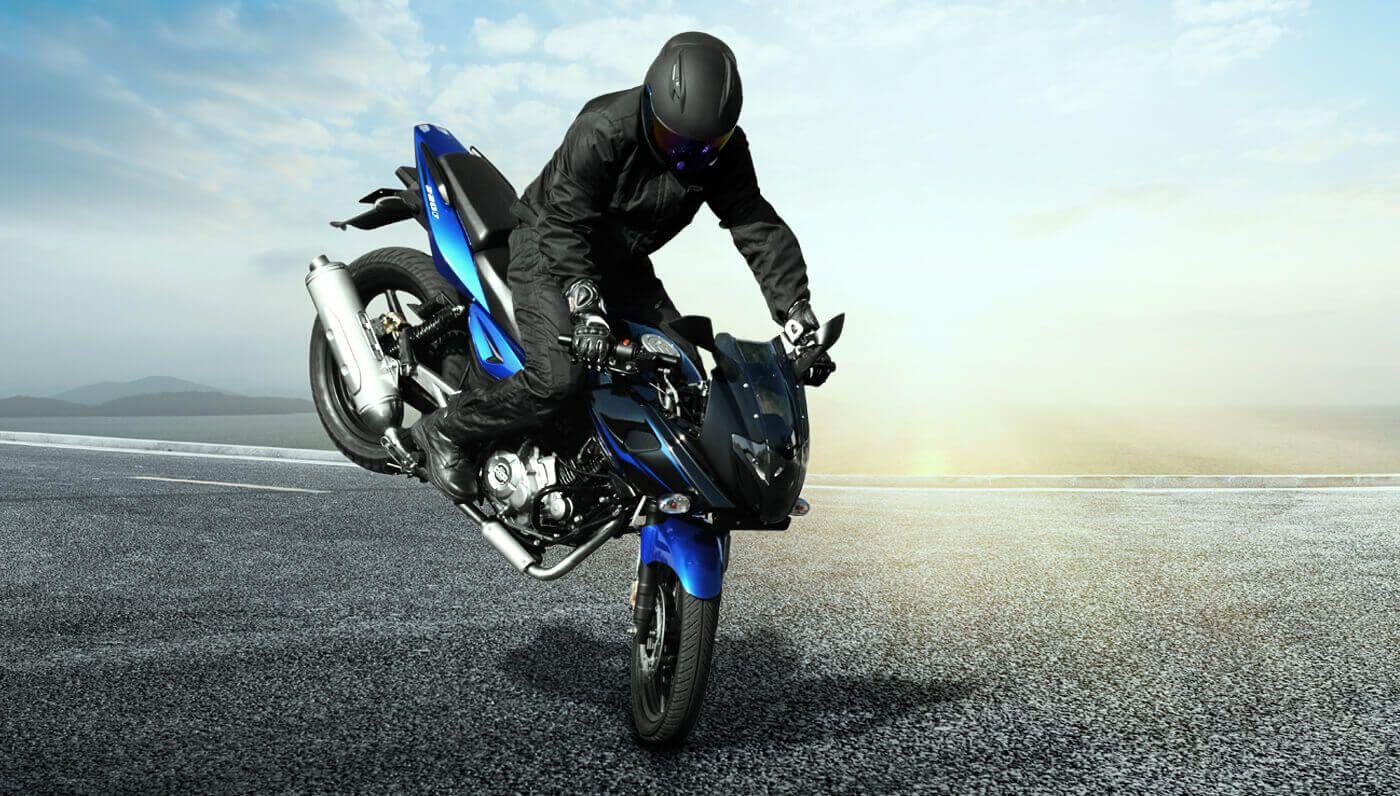 1400x796 Pulsar 220f HD Image Download HD Wallpaper
