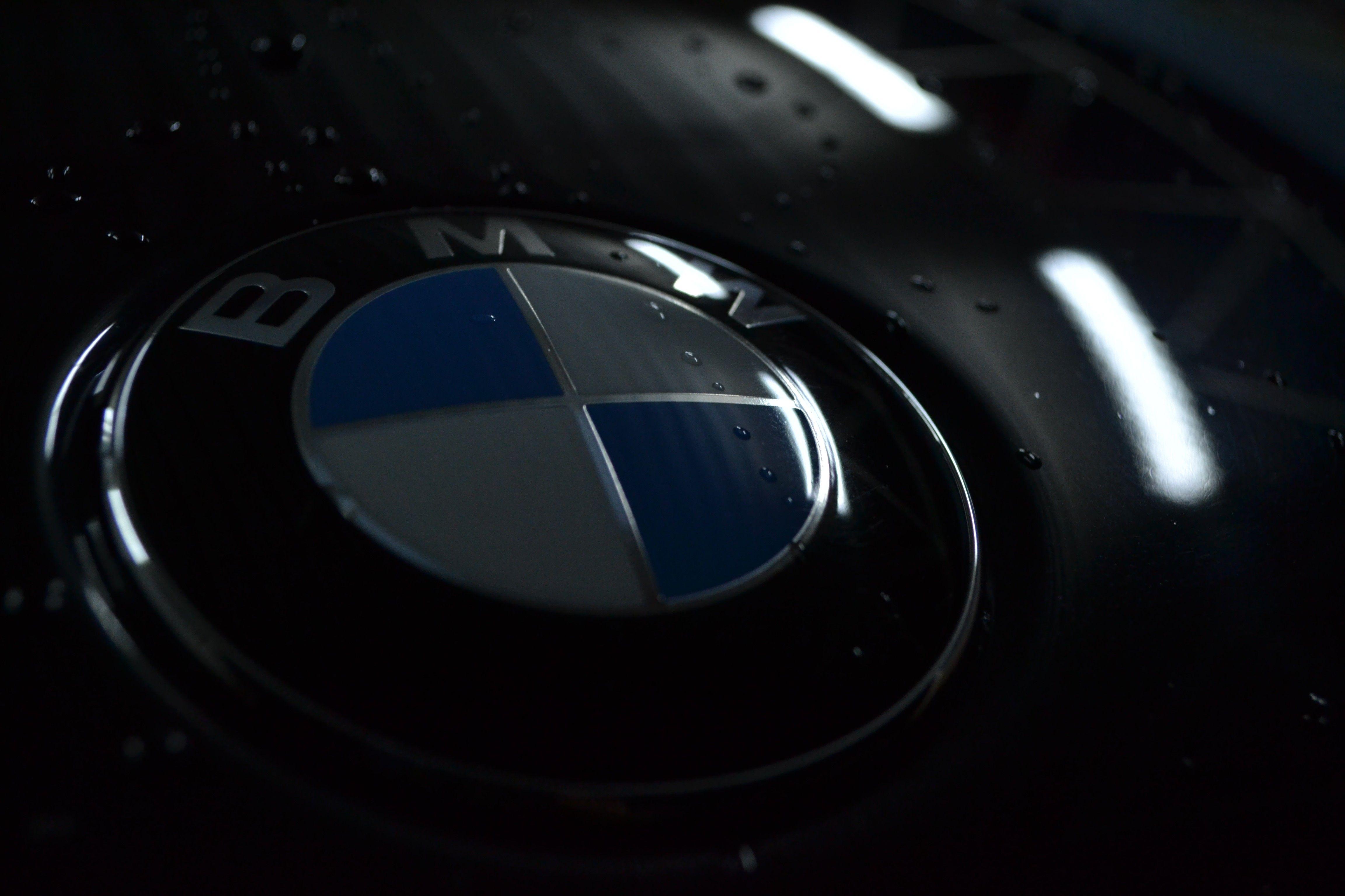 4608x3072 Bmw Symbol HD Wallpaper