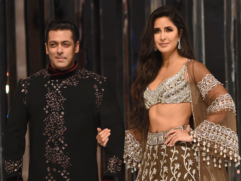 1024x768 Picture: Salman Khan, Katrina Kaif set the ramp on fire & Style