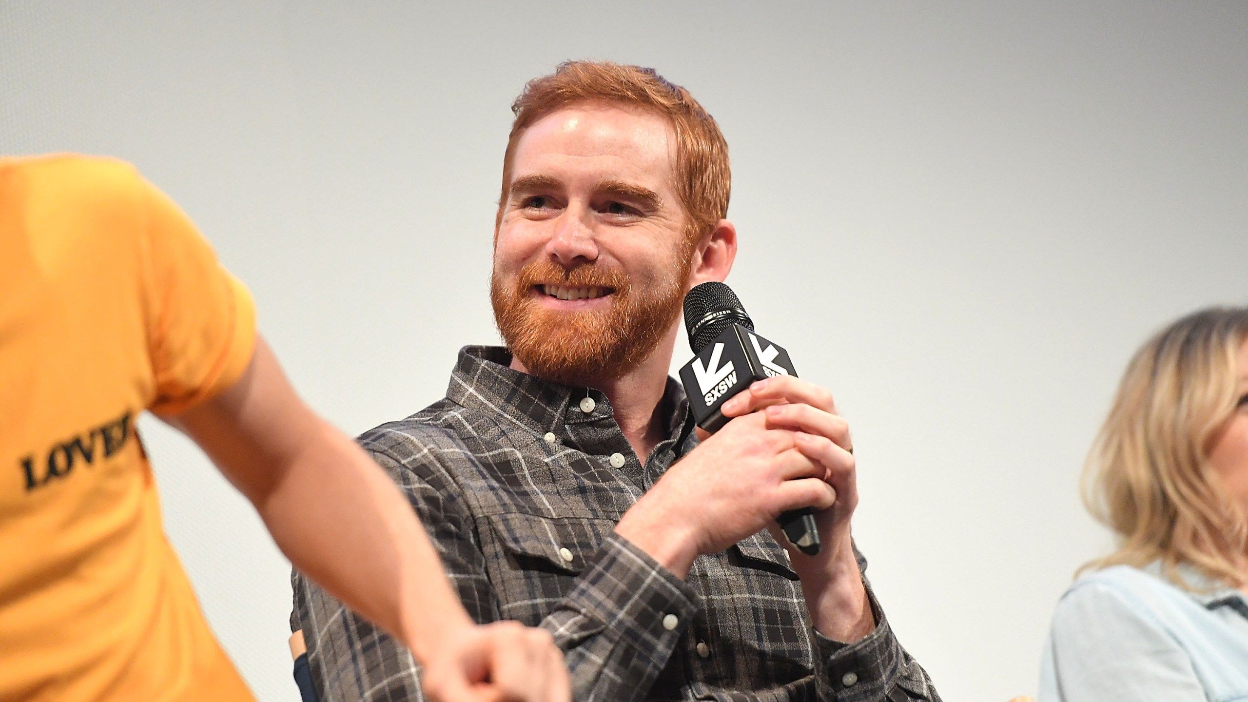 2560x1440 Andrew Santino to film special at Paramount Theatre