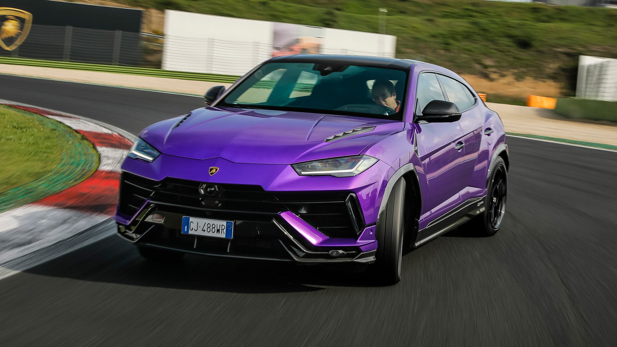2160x1215 Lamborghini Urus Performante review: 657bhp SUV unleashed (with a Rally mode) Reviews 2026