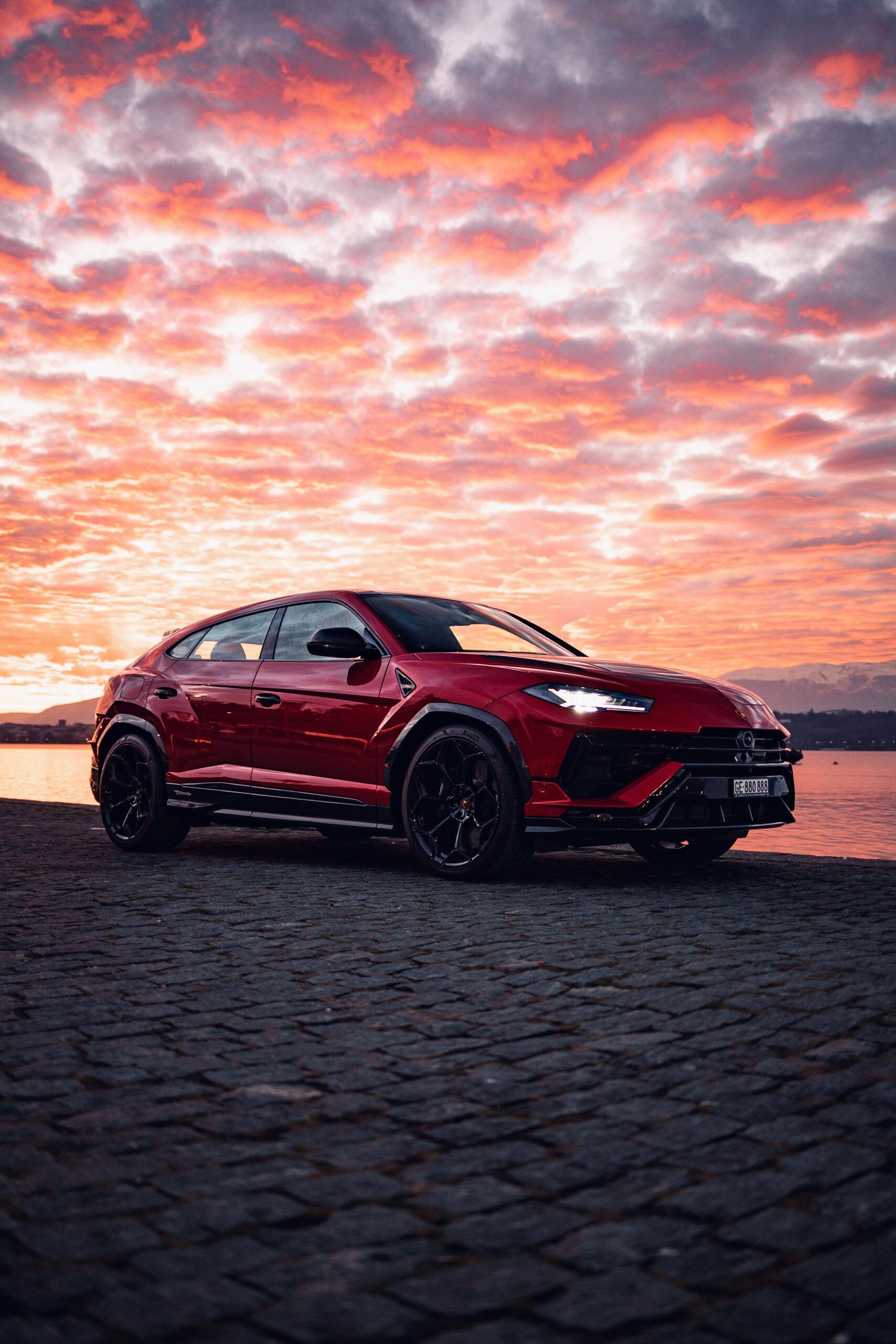 1707x2560 Lamborghini Urus Performante x Sunset