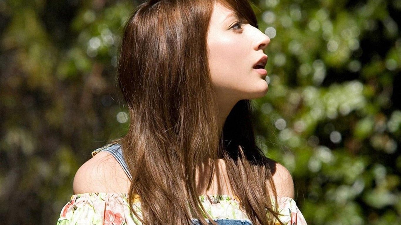 1366x768 Leah Dizon beautiful wallpaper Wallpaper Download Dizon beautiful wallpaper Wallpaper Wallpaper Site