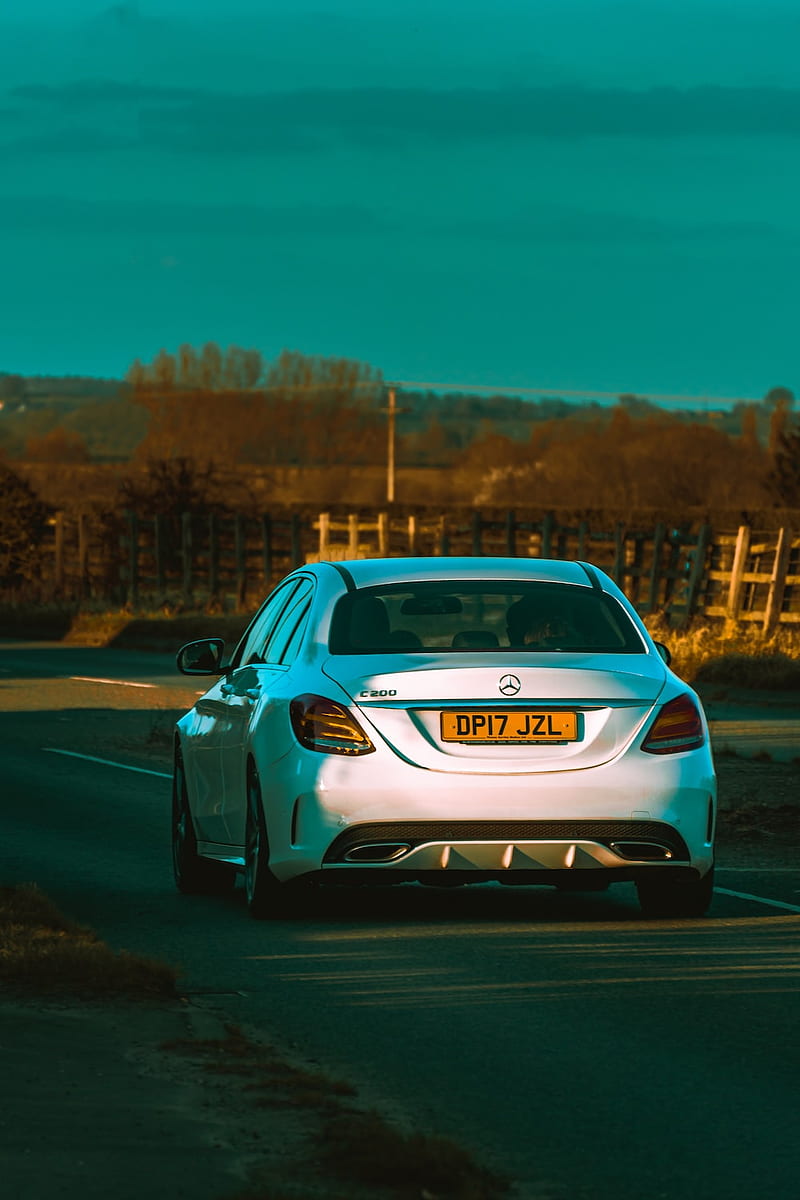 800x1200 HD mercedes c200 wallpaper