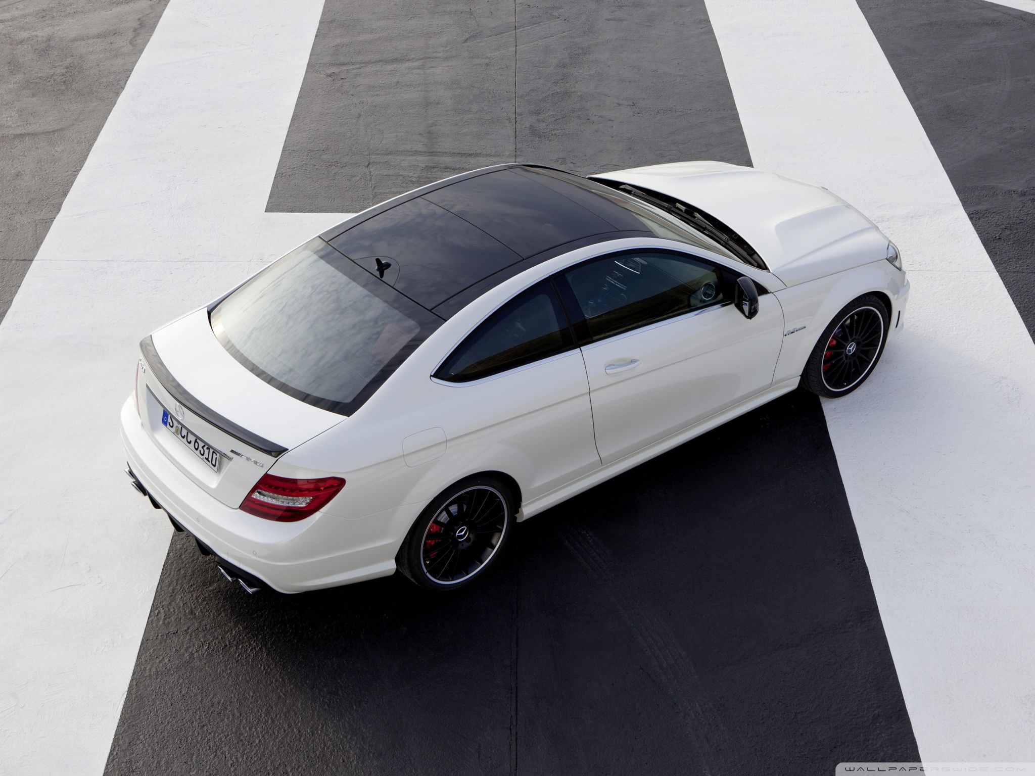 2048x1536 Mercedes Benz C63 AMG Coupe Rear 4K UHD Wallpaper for UltraHD Desktop and TV : Widescreen and UltraWide Display : Smartphone and Tablet Devices