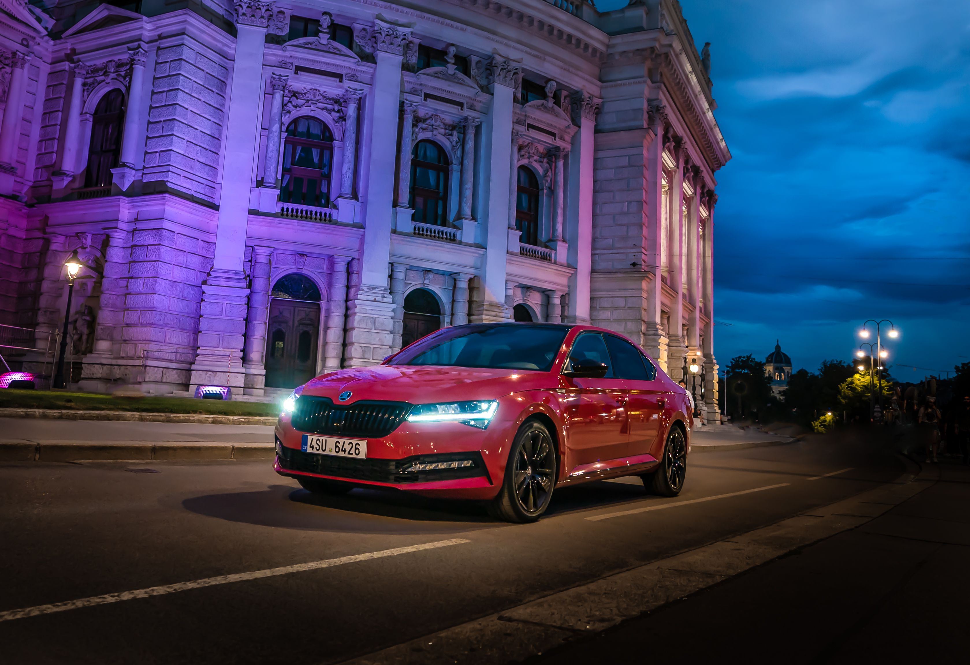 3359x2304 ŠKODA SUPERB SPORTLINE - Škoda Storyboard