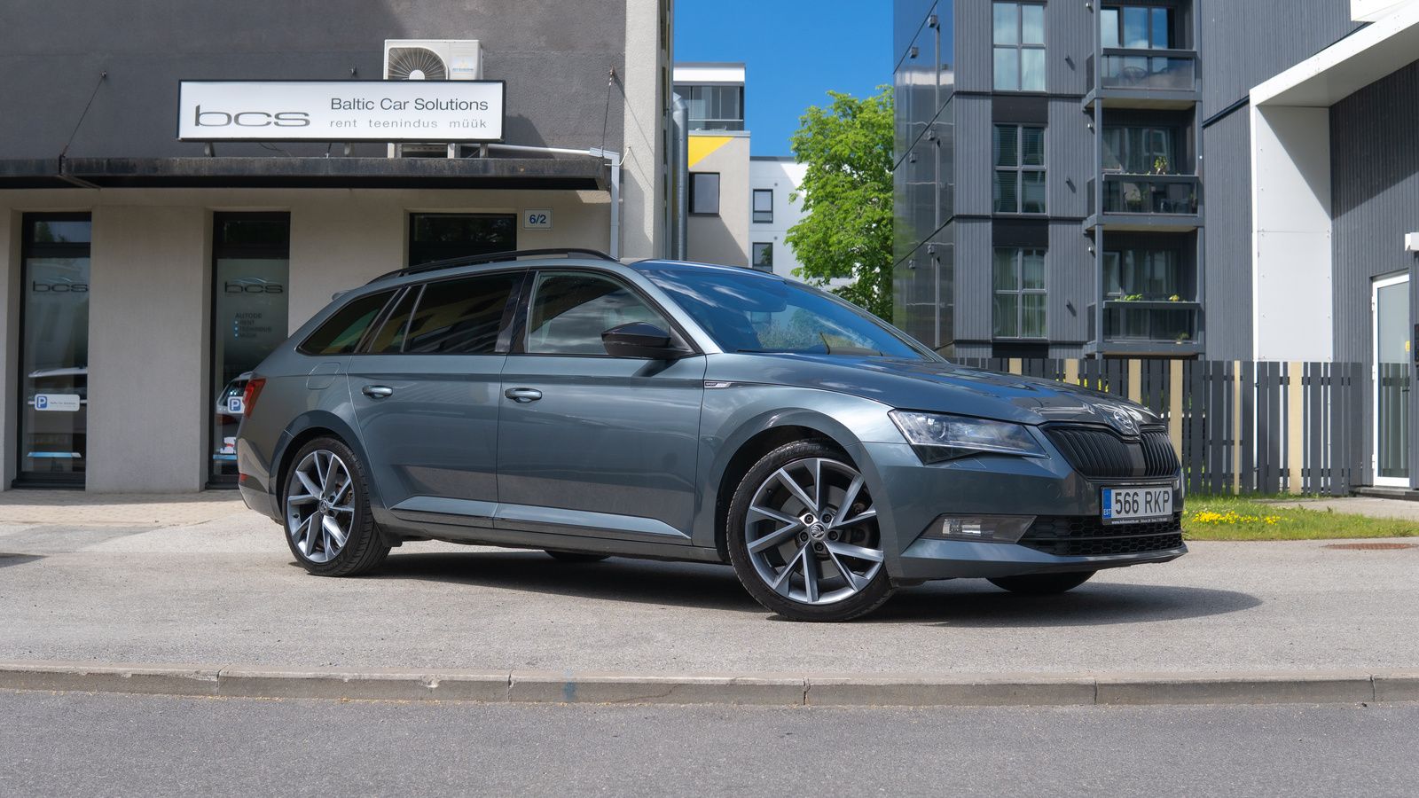 1600x900 For sale used car Škoda Superb Sportline, 158 987 km, 2. 200