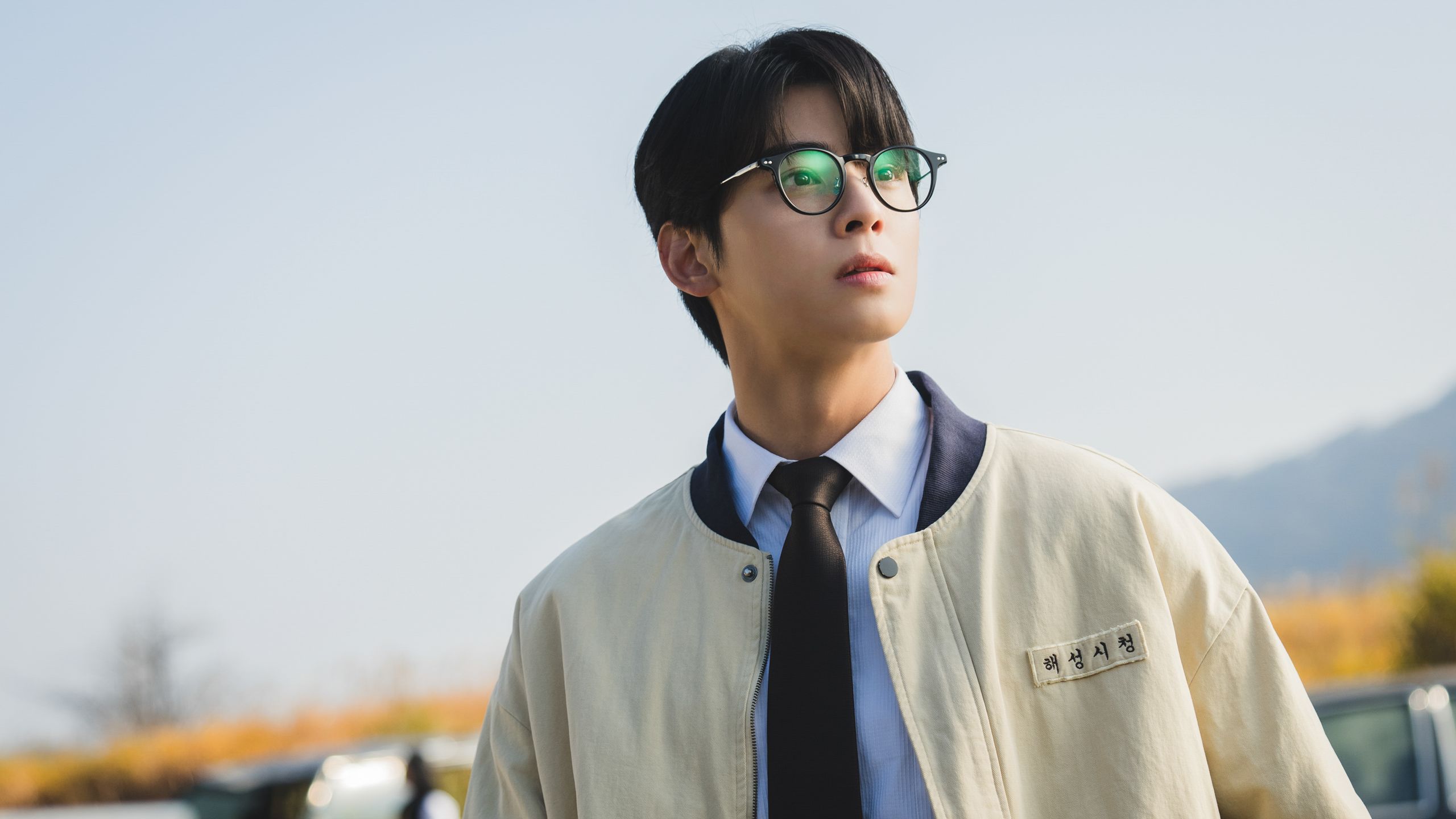 2560x1440 What to Know About Cha Eunwoo's New Netflix Comedy The WONDERfools