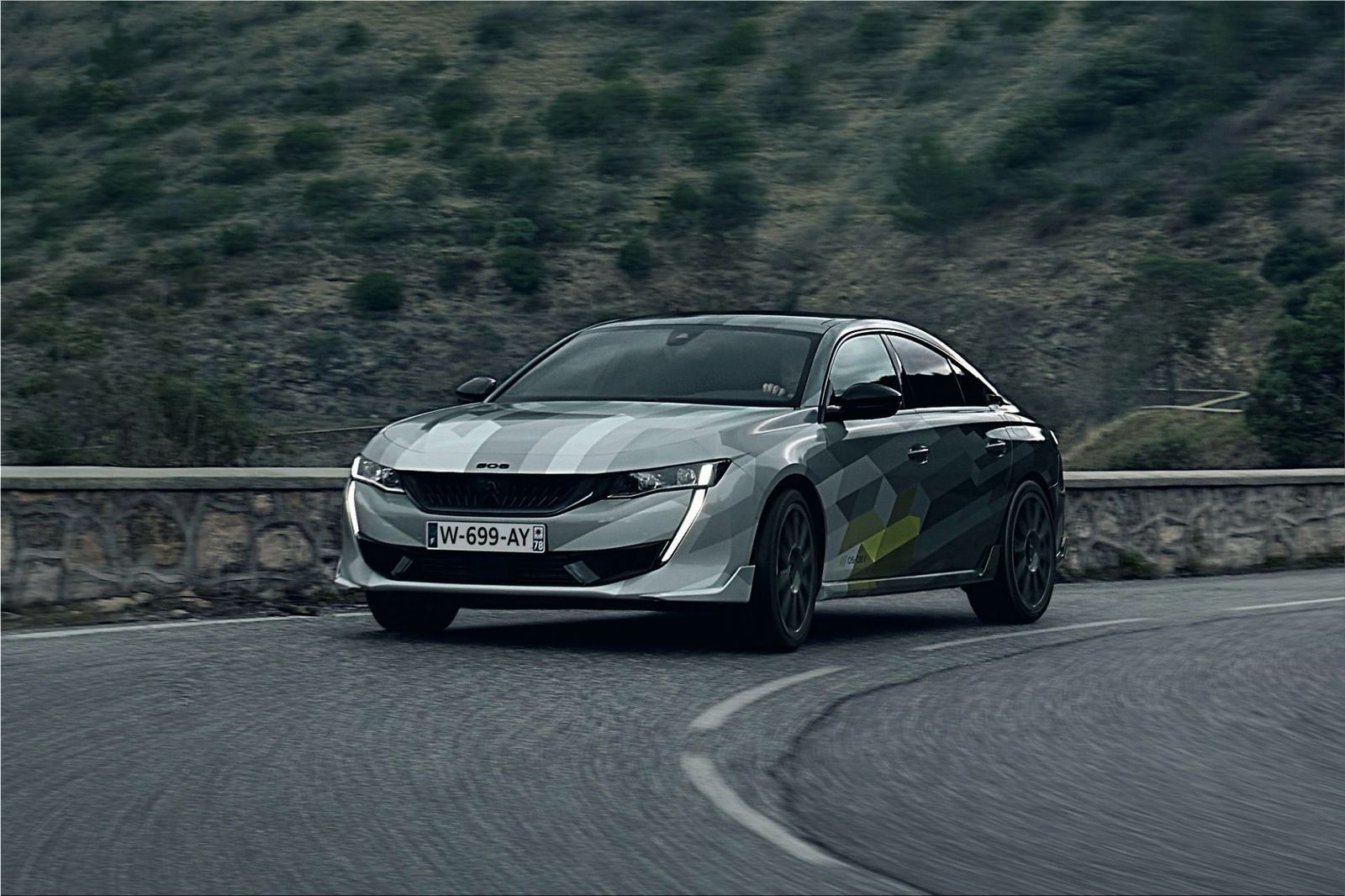 1600x1066 Peugeot 508 PSE: The Plug In Hybrid Super Sedan