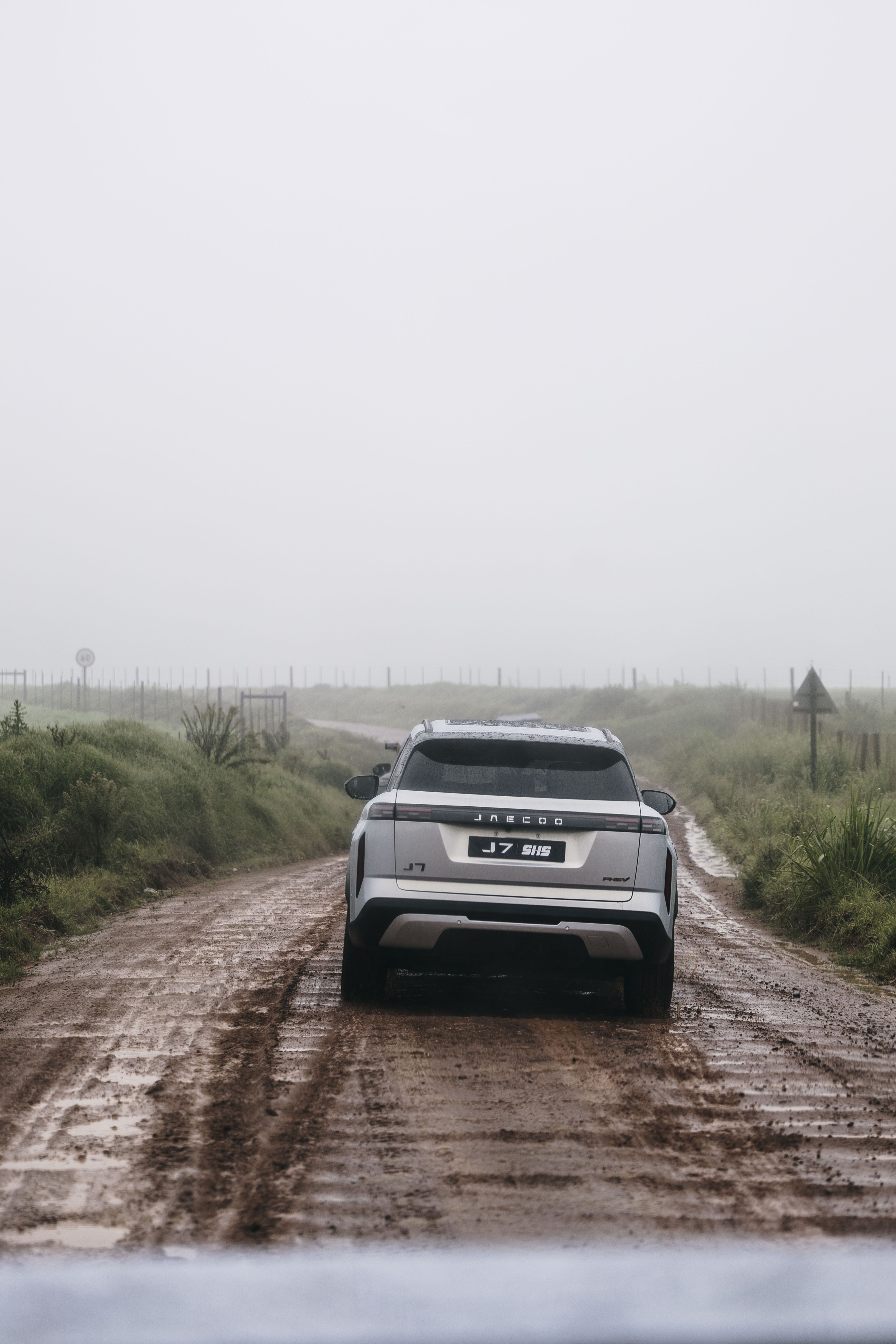 3937x5905 Jaecoo 7 SUV: tested on South Africa's famous Garden Route. Wallpaper*