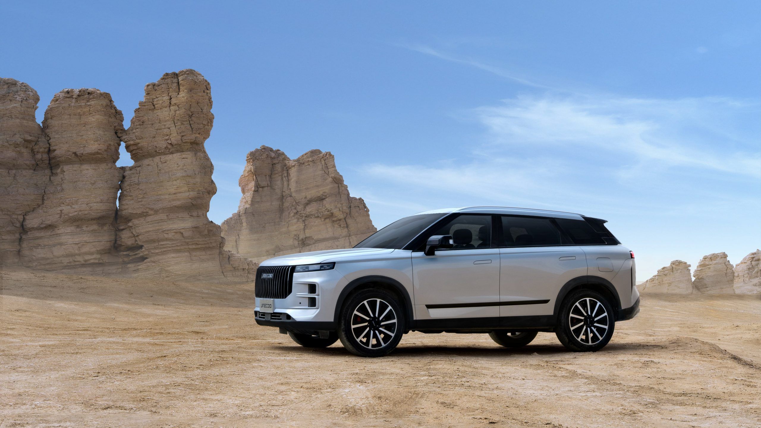 2560x1440 Jaecoo's J7 SUV Delivers Style, Substance, And Smart Off Road Capabilities