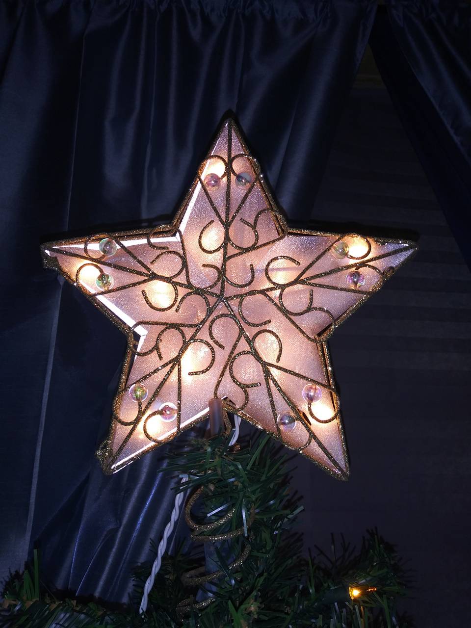 960x1280 Shining star wallpaper