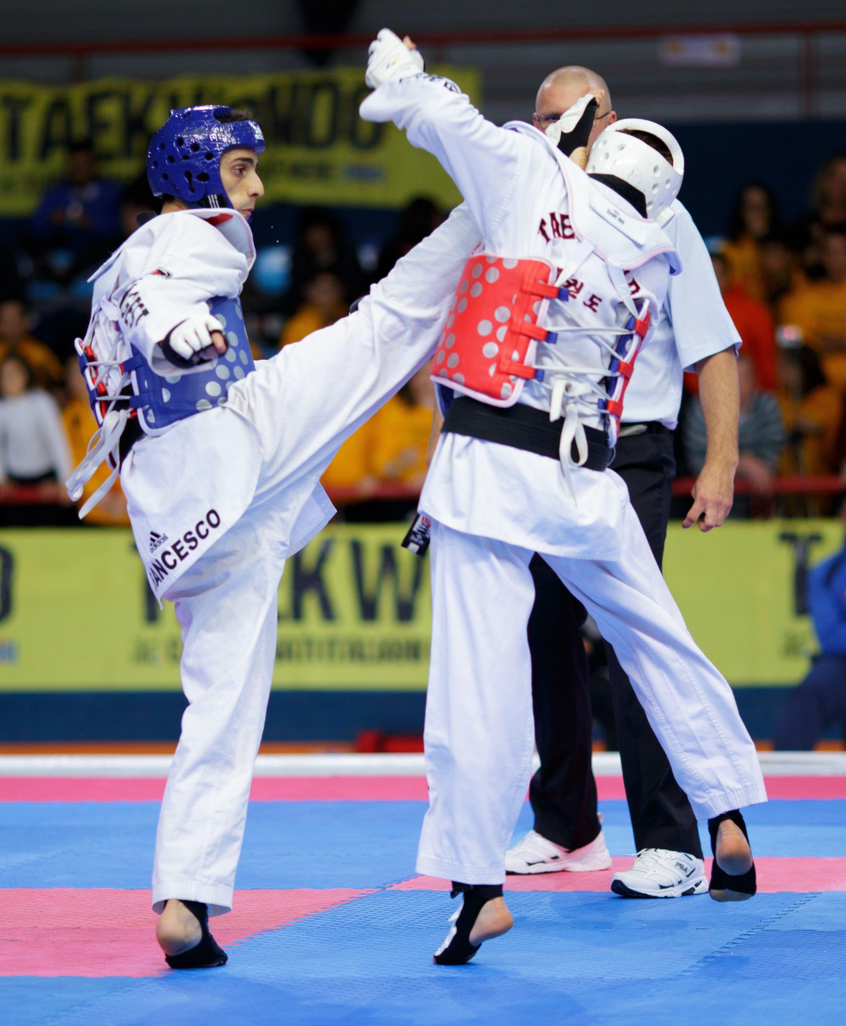 2904x3522 Taekwondo: Sparring Taekwondo
