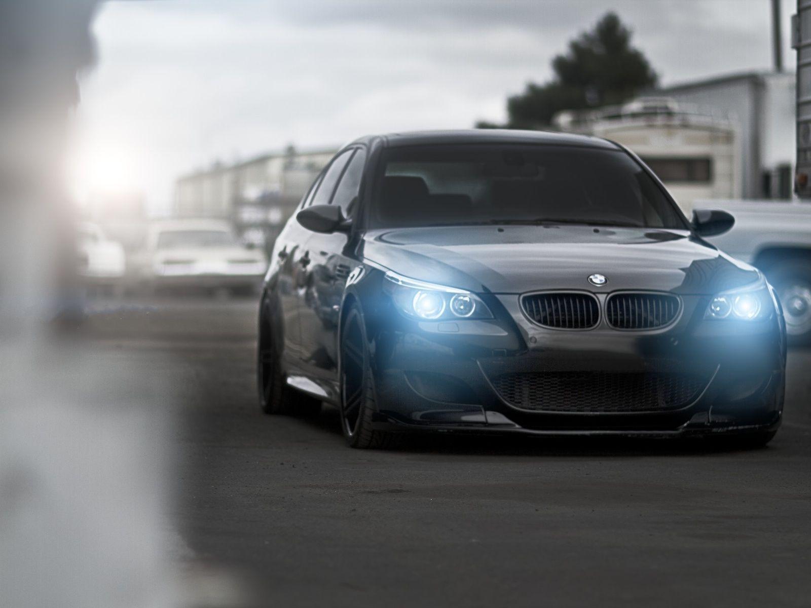 1600x1200 Desktop BMW E60 Wallpaper