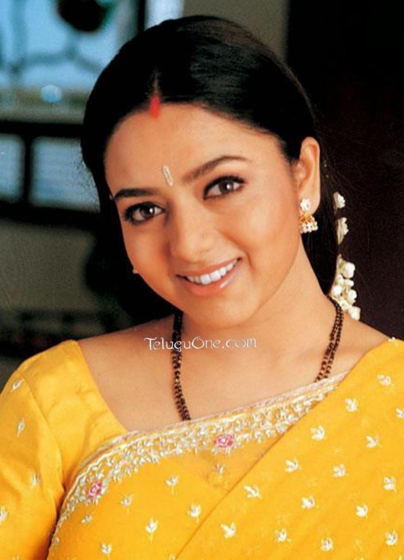 1400x1942 Soundarya