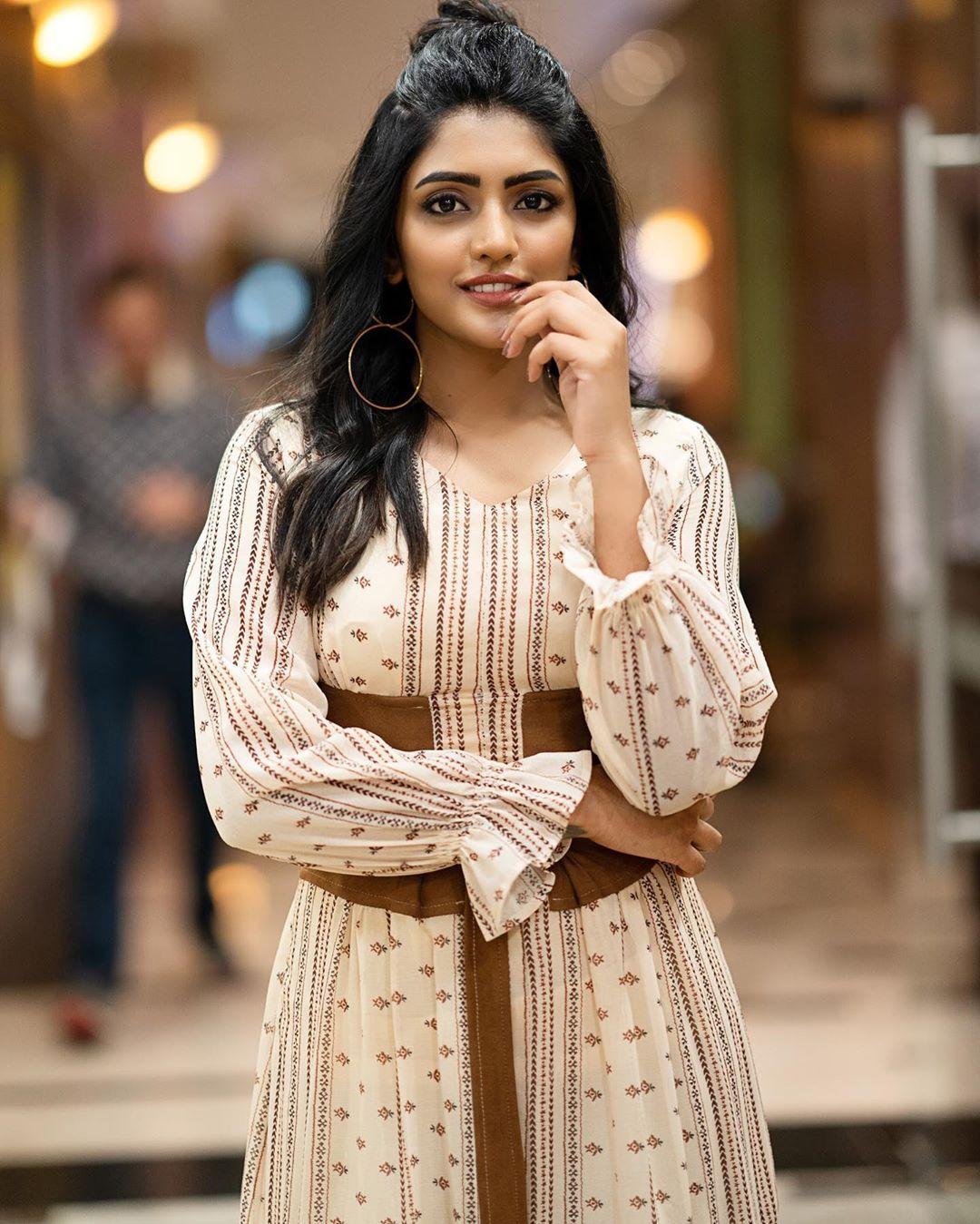 1080x1349 Eesha Rebba Image. Download Telugu Actress HD Photo, Stills