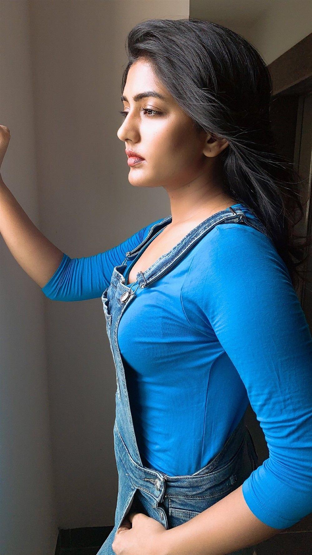 1000x1778 Actress Eesha Rebba Latest Photohoot Image. New Movie Posters