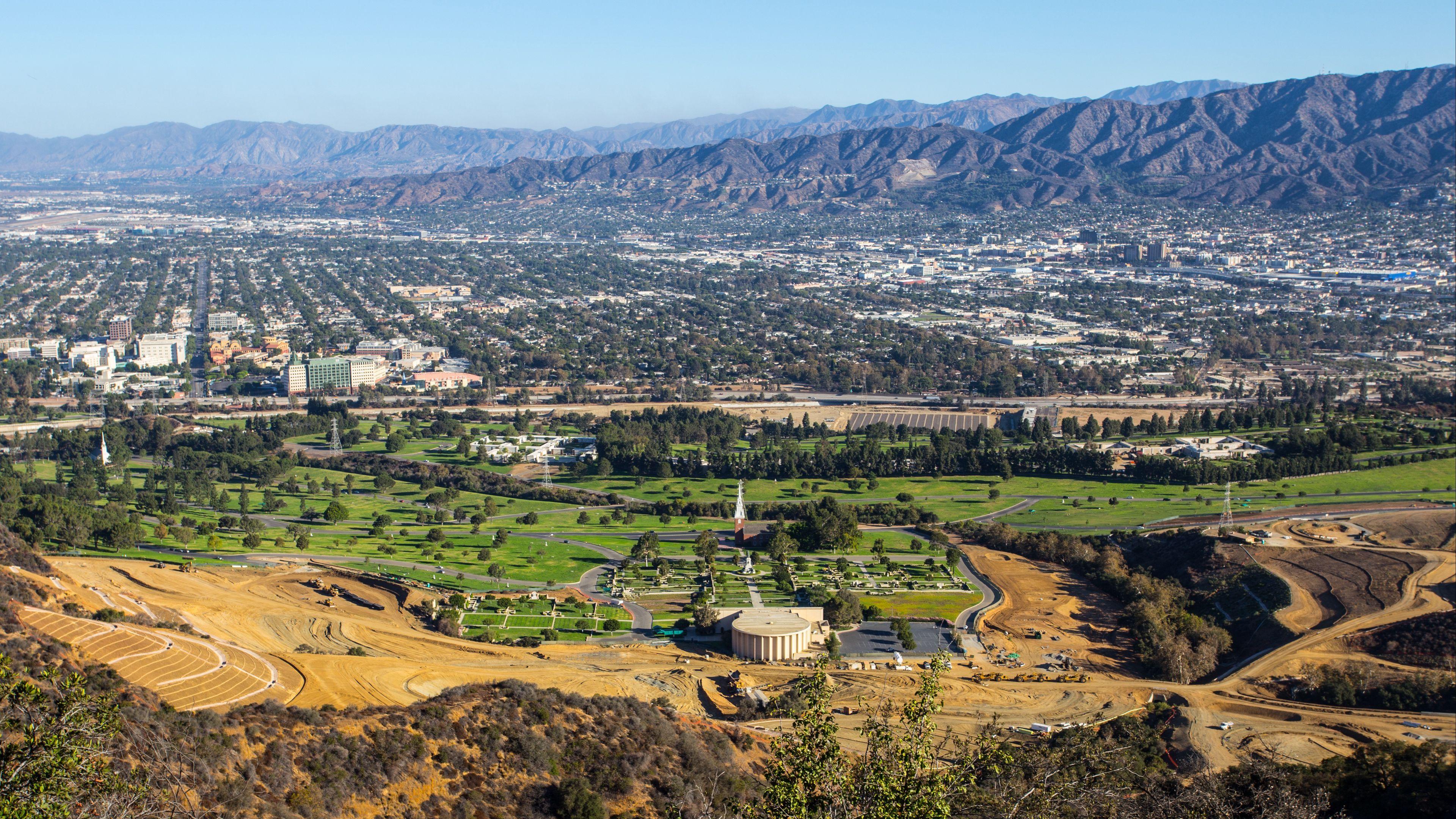 3840x2160 Download wallpaper 3840x2160 hollywood, griffith park, mountains 4k uhd 16:9 HD background