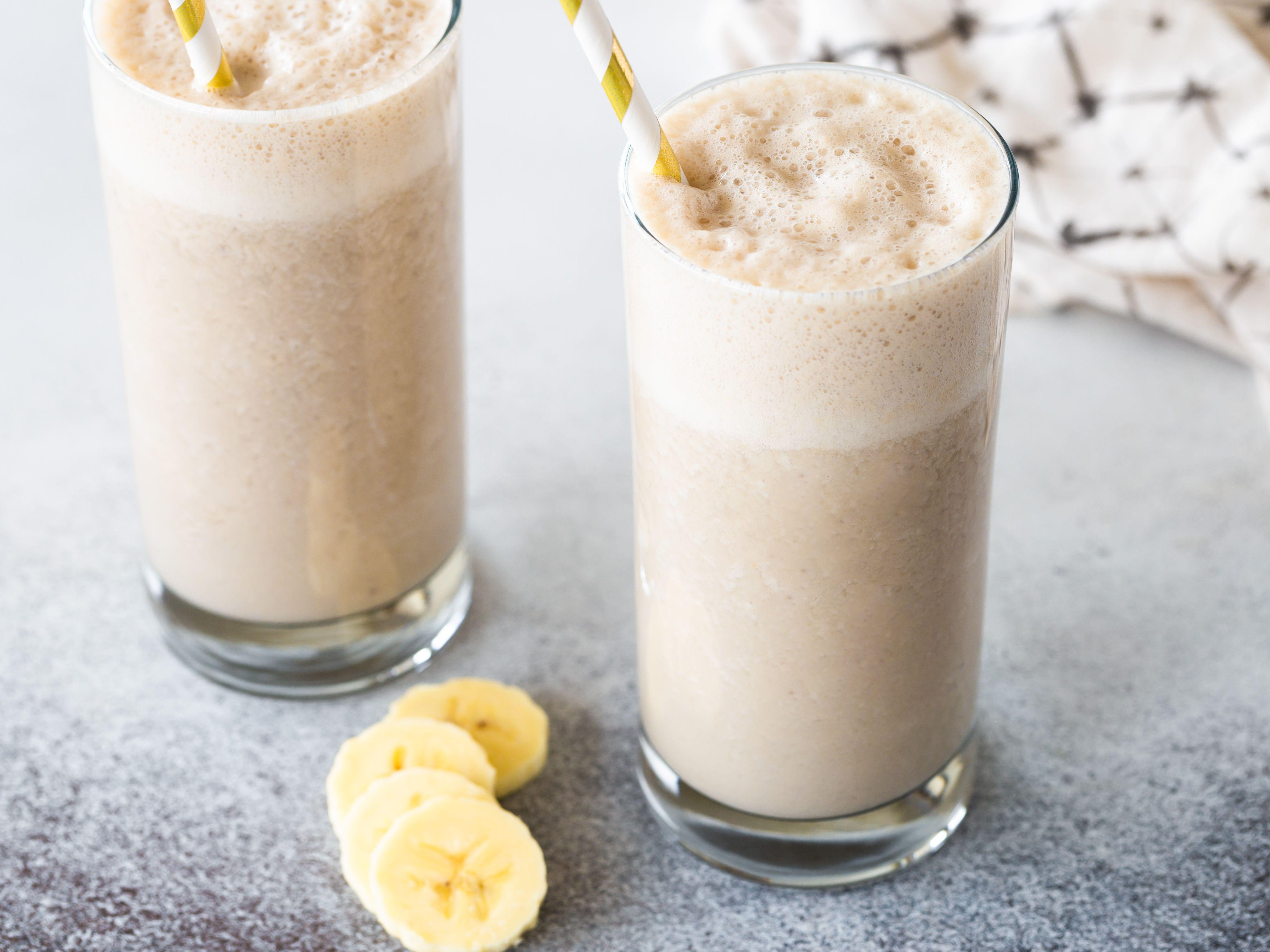 4724x3543 Moroccan Apple and Banana Milkshake Recipe
