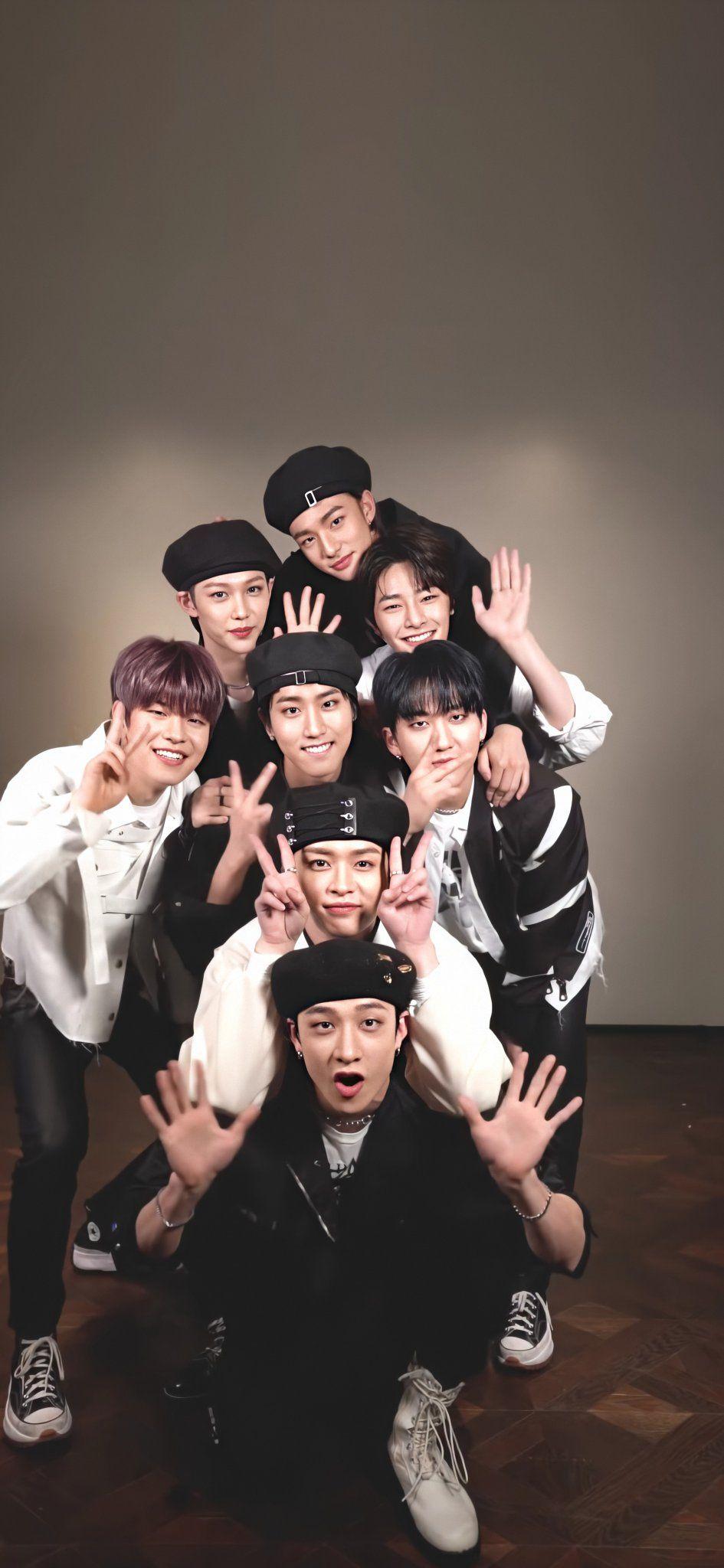 GIẤY DÁN TƯỜNG TRẺ EM 945x2048 - [ #straykids #ì¤í¸ë ì´í¤ì¦ )
DỪNG LẠI, bạn khiến những đứa trẻ đi lạc VẪN CỨU ?? ¡
