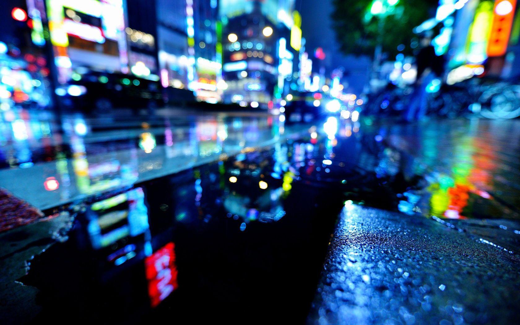 1680x1050 wet, shinjuku, street, rain, tokyo, the city, japan desktop wallpaper 112406