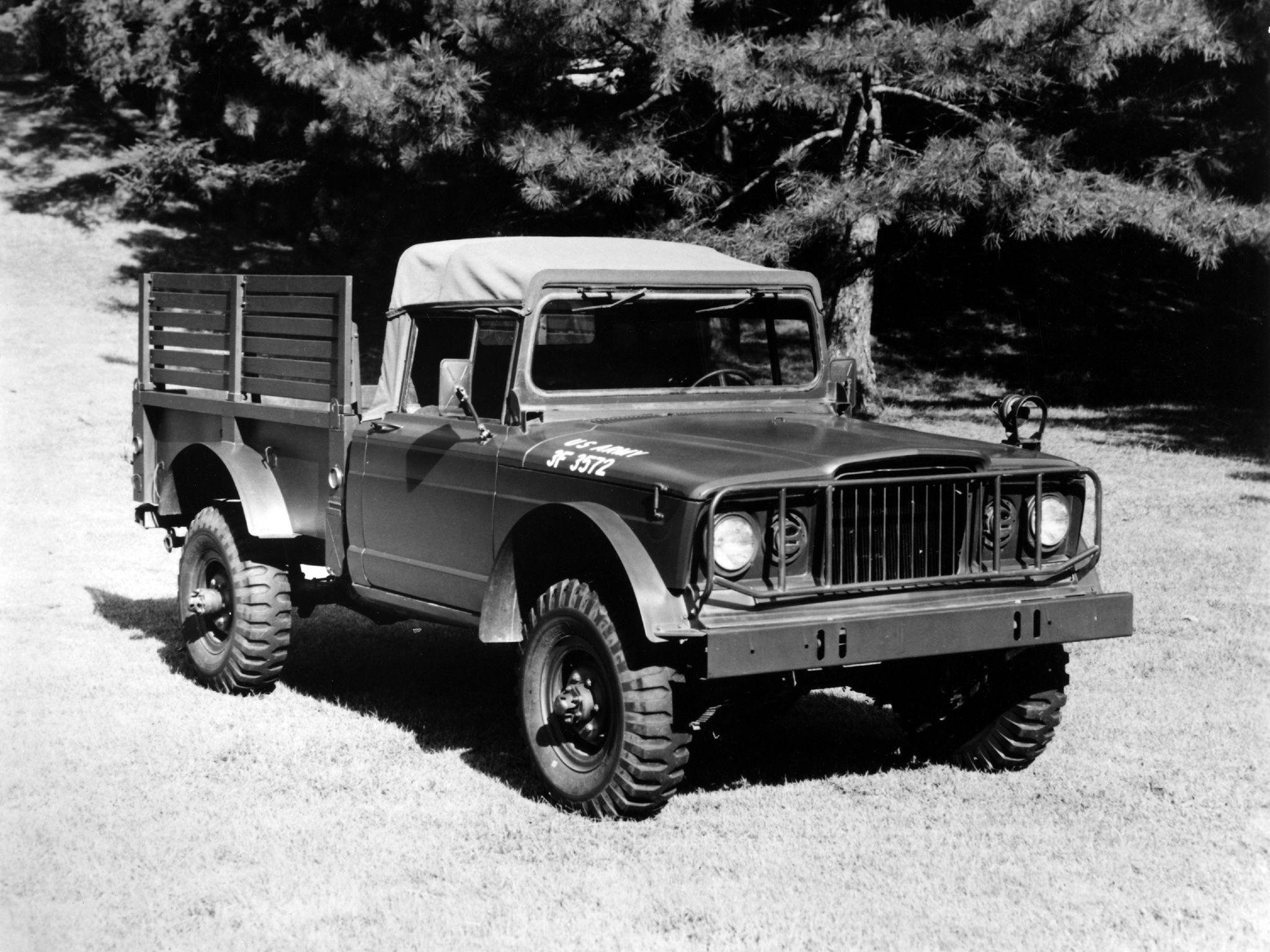 2048x1536 Classic Truck Desktop HD Wallpaper 9337