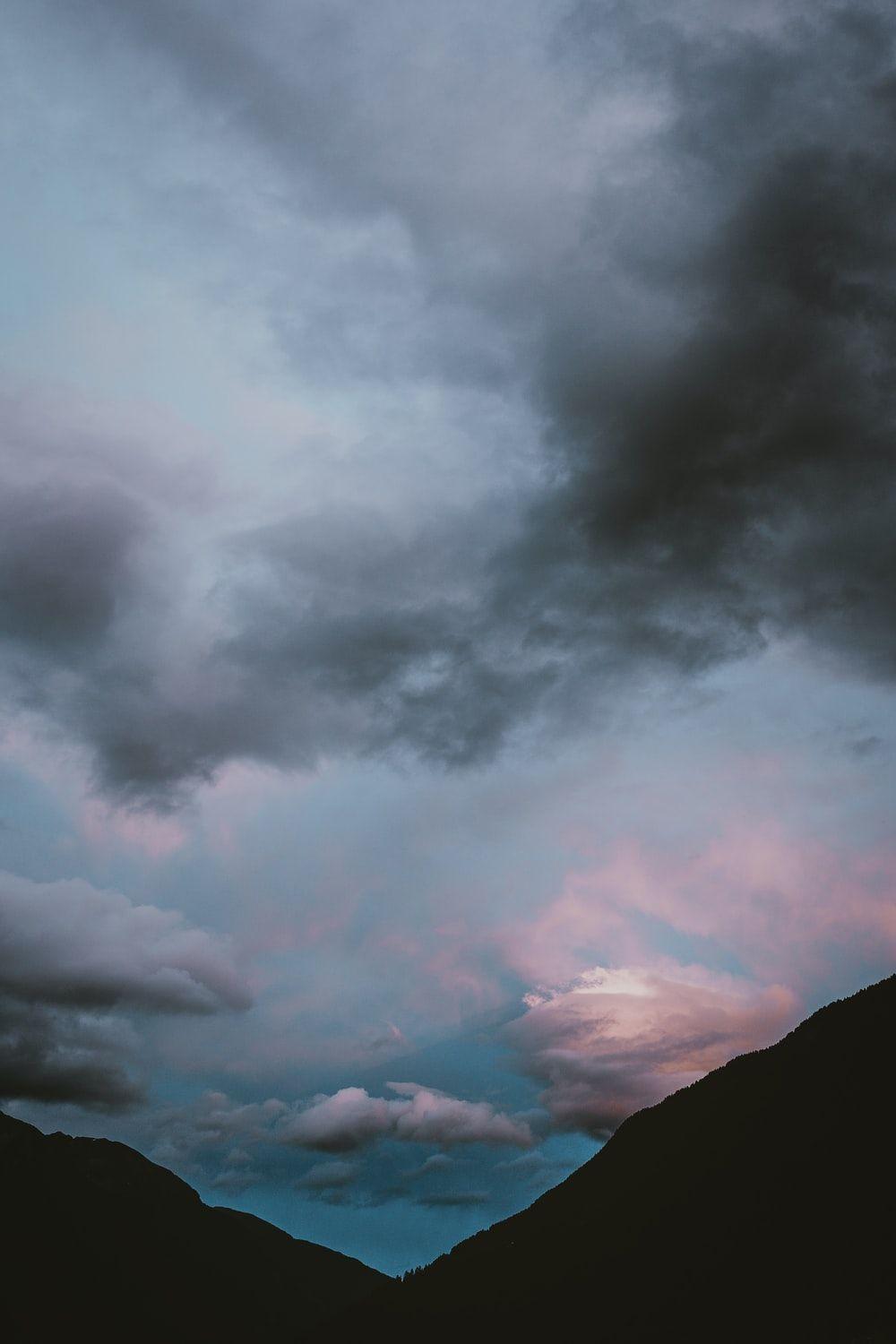 1000x1500 Stunning Cloudy Sky Picture. Download Free Image