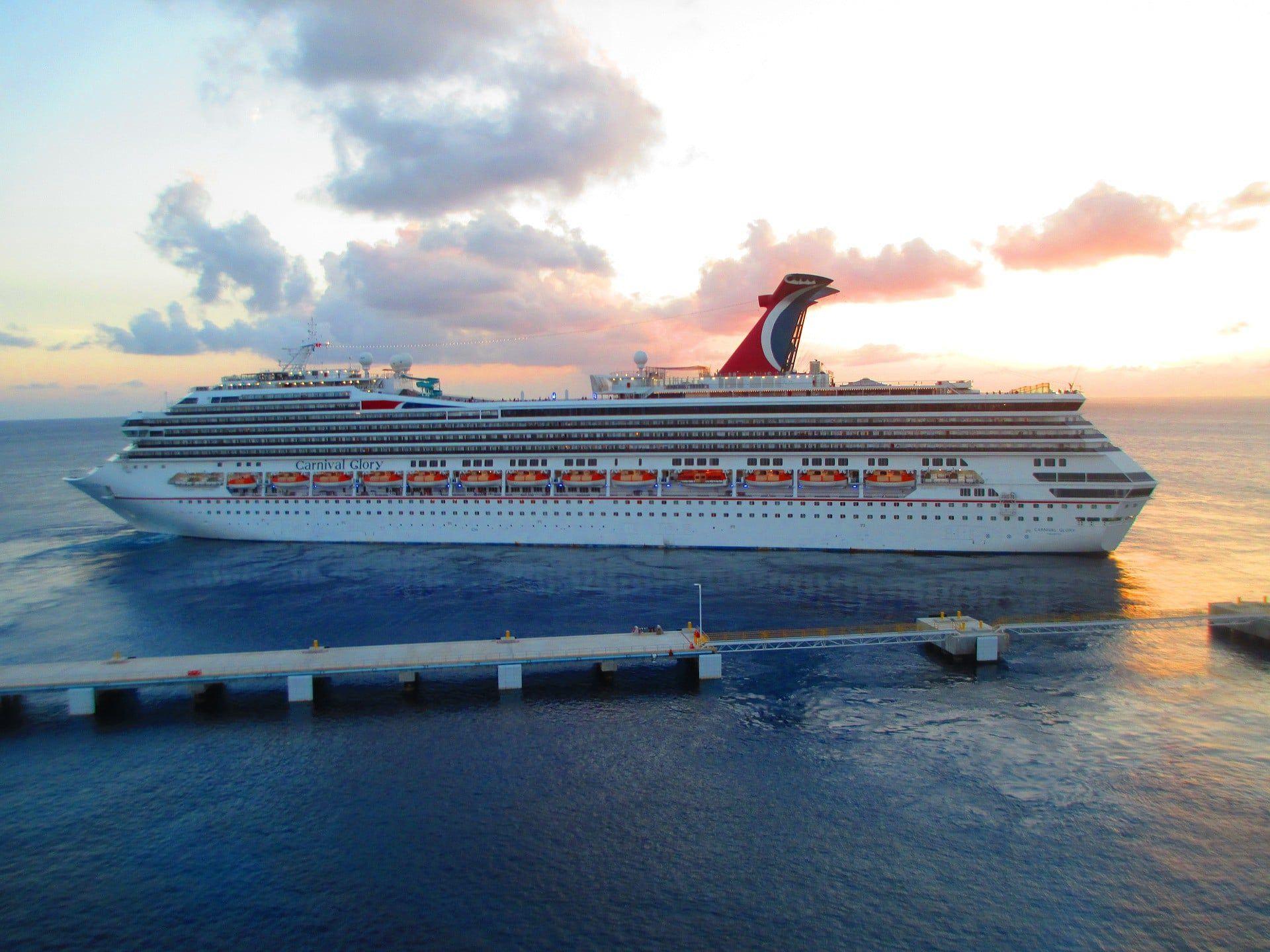 1920x1440 Don't cruise with the criminal Carnival • Friends of the Earth of the Earth