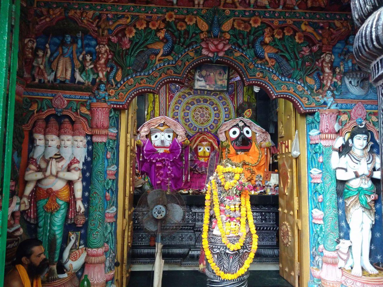 1300x975 Browse Lord Jagannath Temple, Puri Photo and Image Gallery