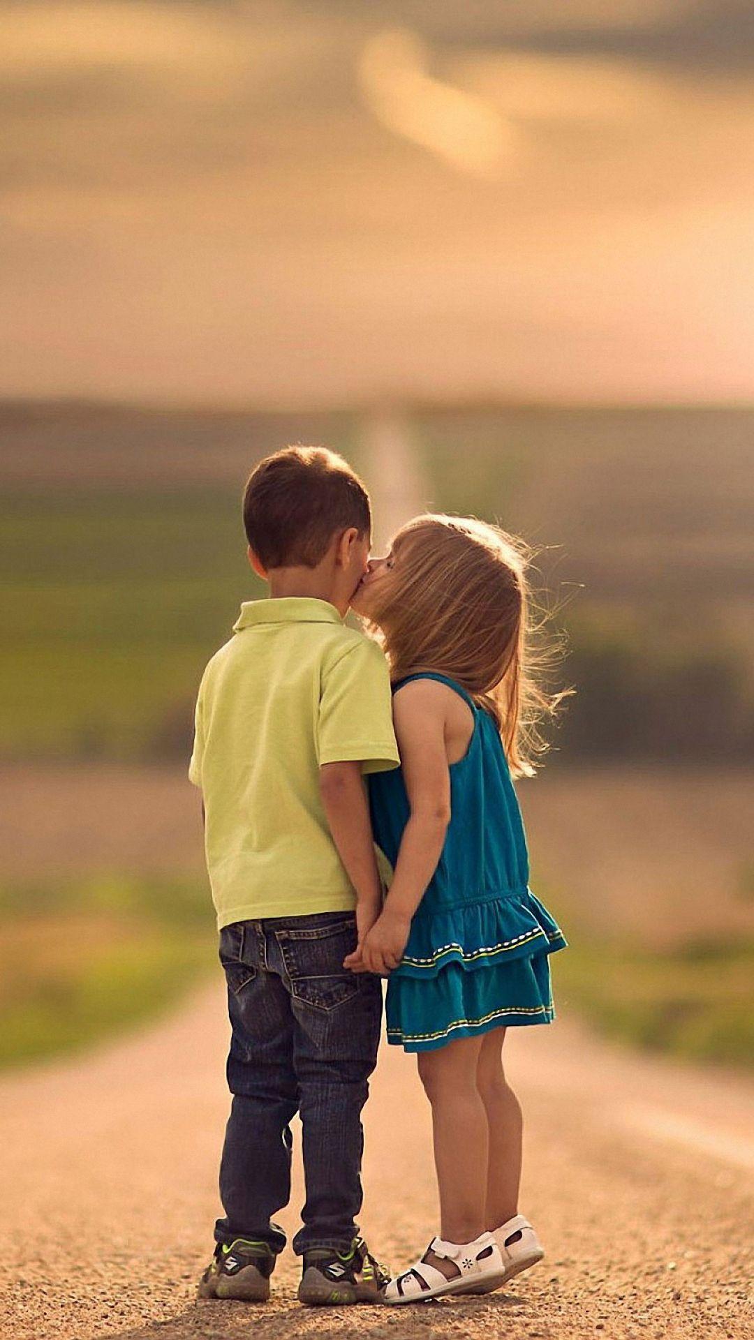 1080x1920 Kissing HD Wallpaper Download. Cute love wallpaper, Kids kiss, Love wallpaper