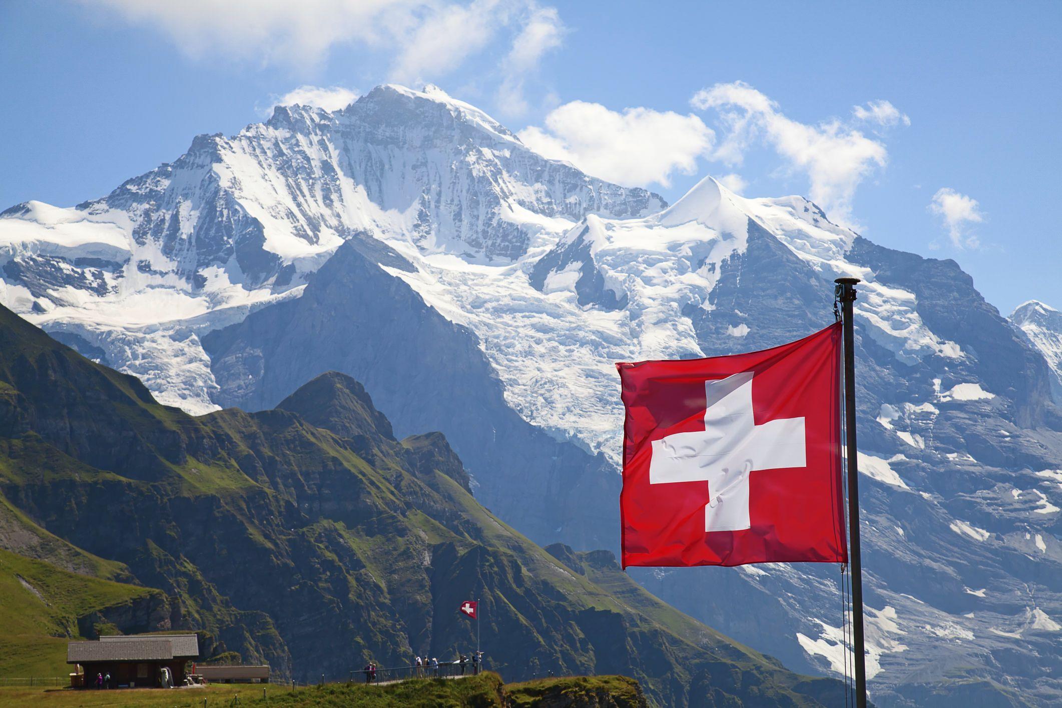 2122x1415 Switzerland