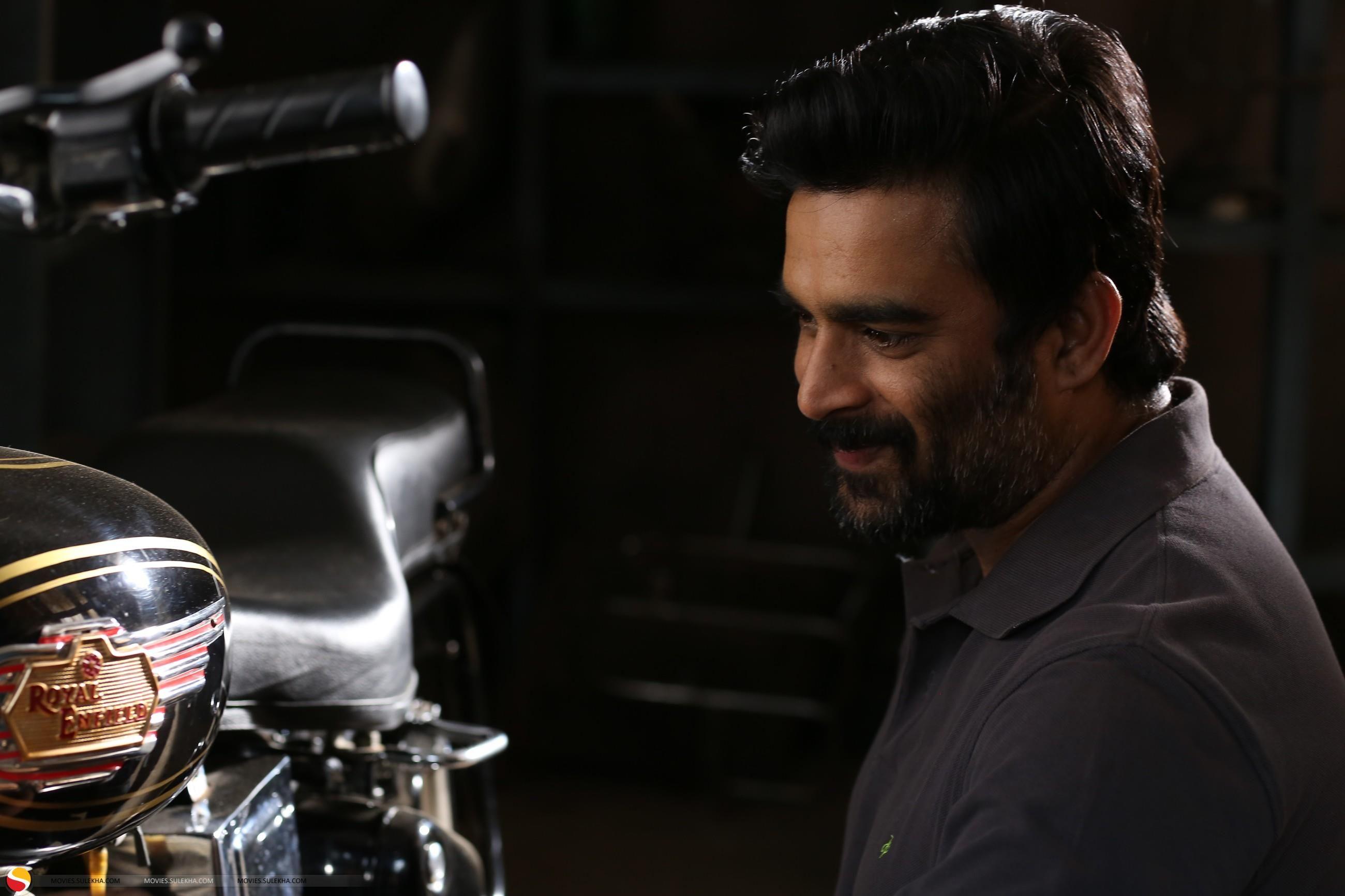 2600x1733 Vikram Vedha Stills, Vikram Vedha Movie Picture, Vikram Vedha Photo