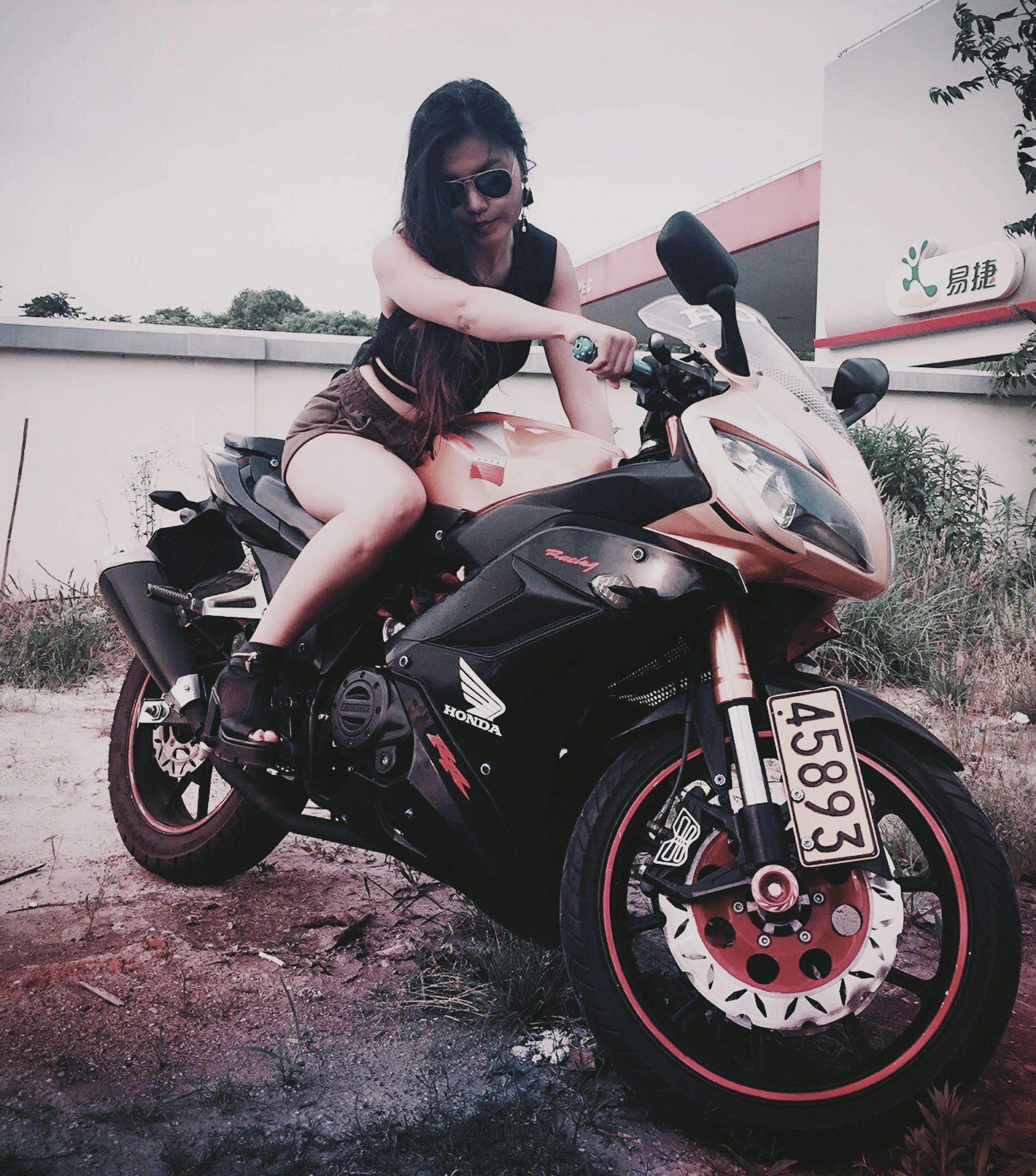 3072x3487 Wallpaper / shanghai biker girl 4k wallpaper
