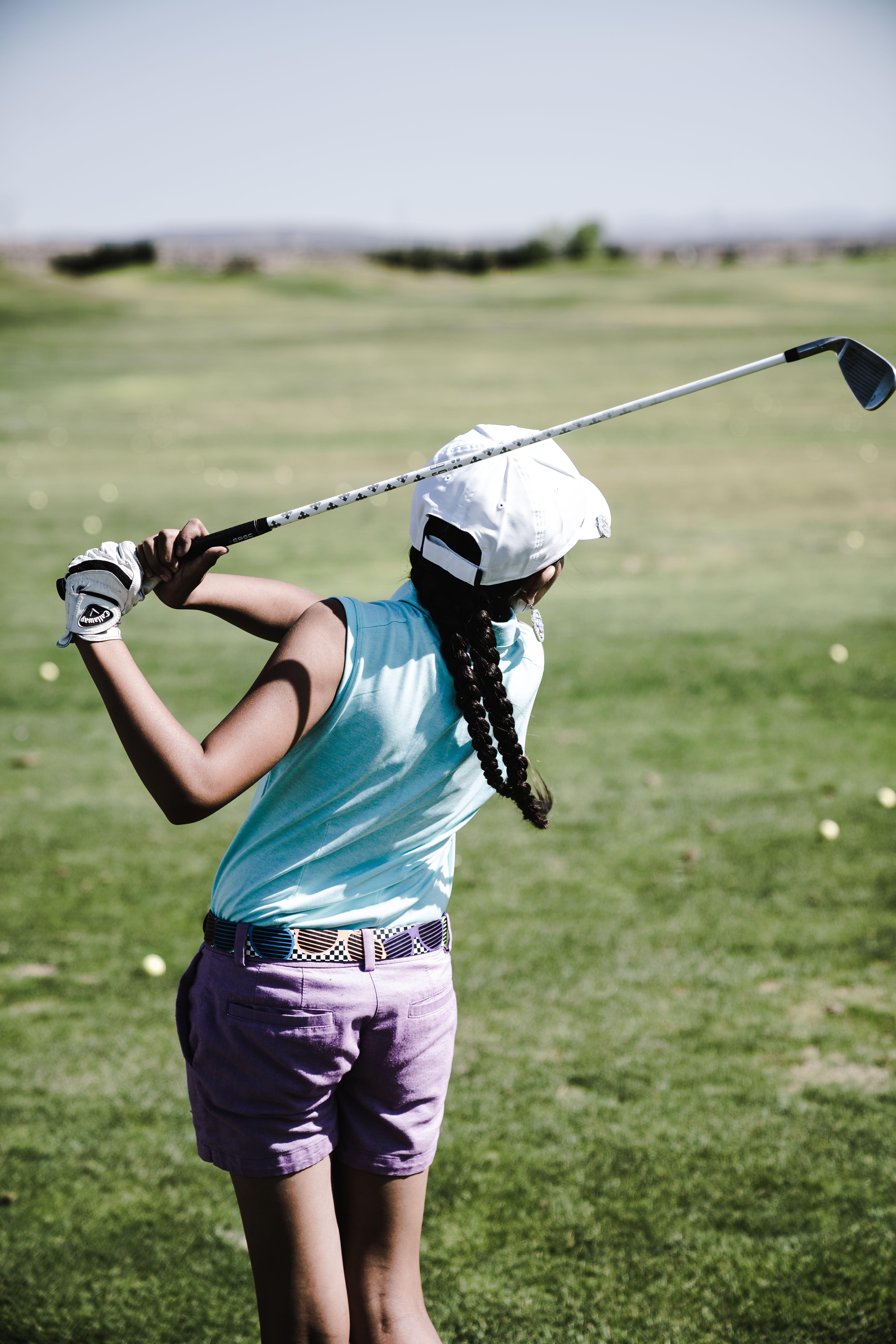 5304x7952 Woman Playing Golf · Free
