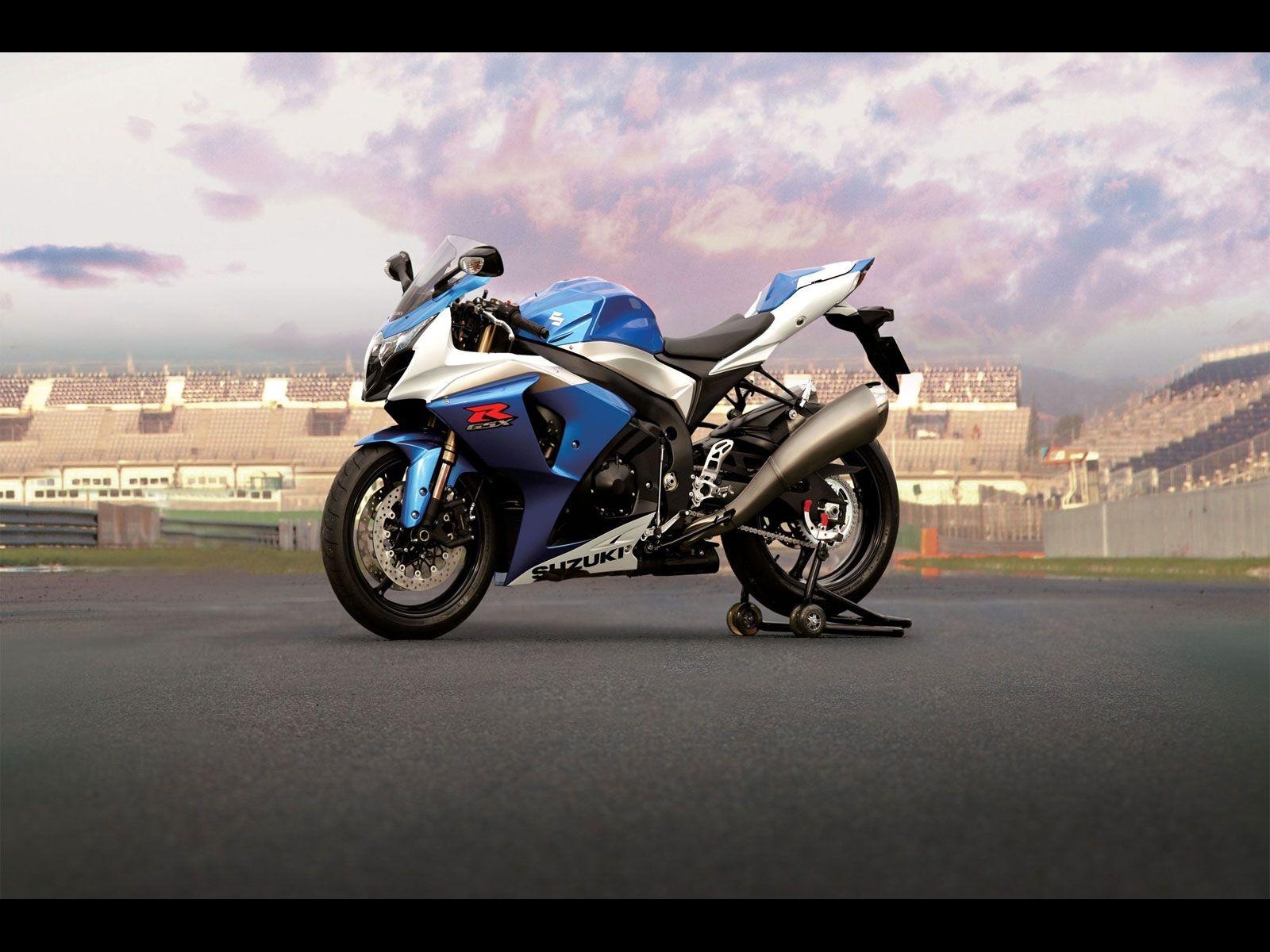 1600x1200 Suzuki GSX R1000