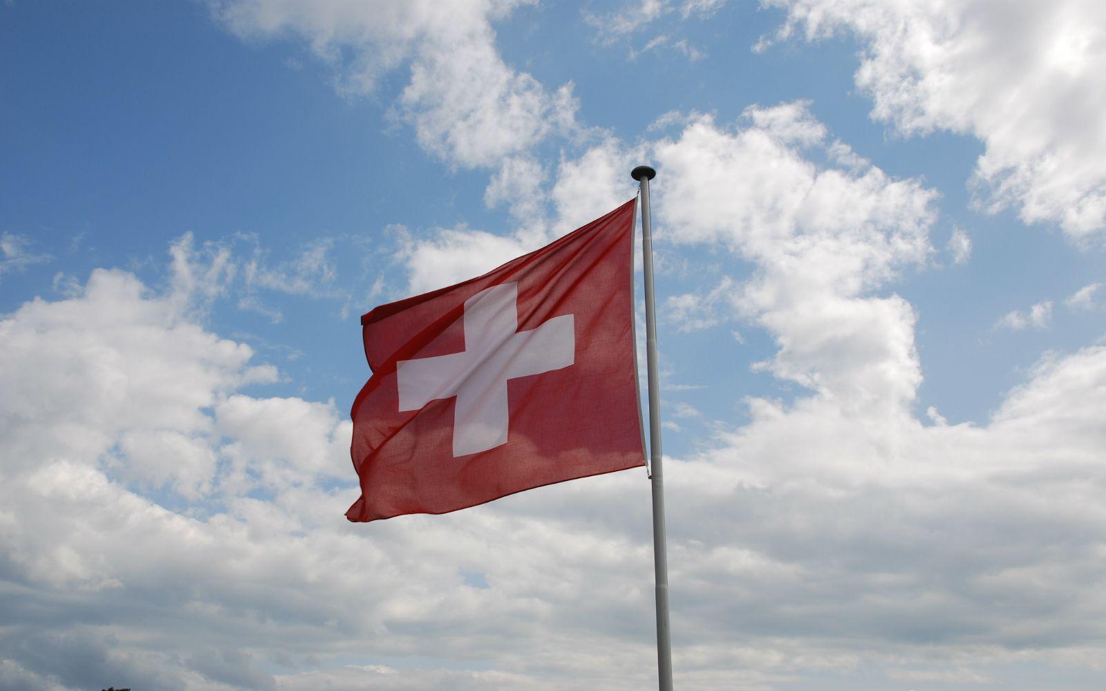 1600x1000 Switzerland Flag HD Wallpaper. Live HD Wallpaper HQ Picture