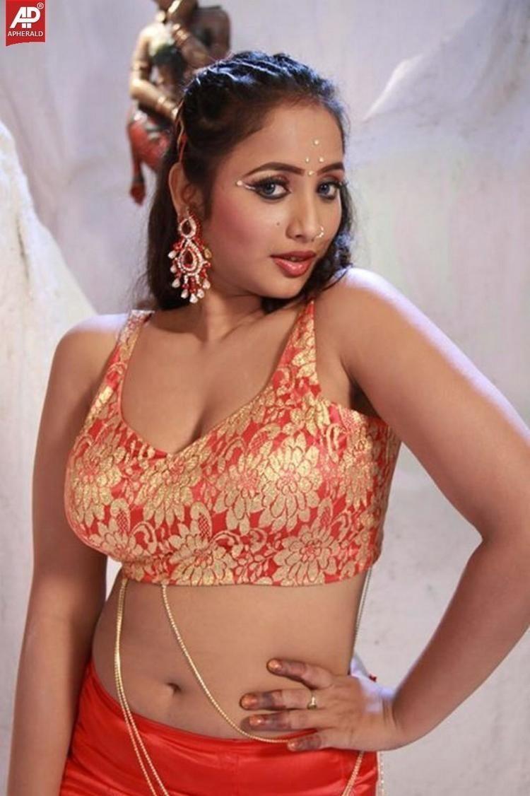750x1126 Rani Chatterjee, The Free Social Encyclopedia