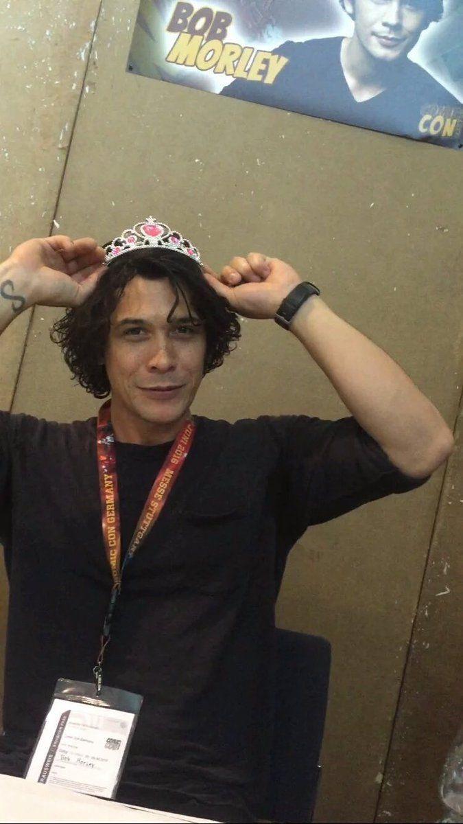 675x1200 image about dad. See more about bob morley, the 100 and bellamy blake