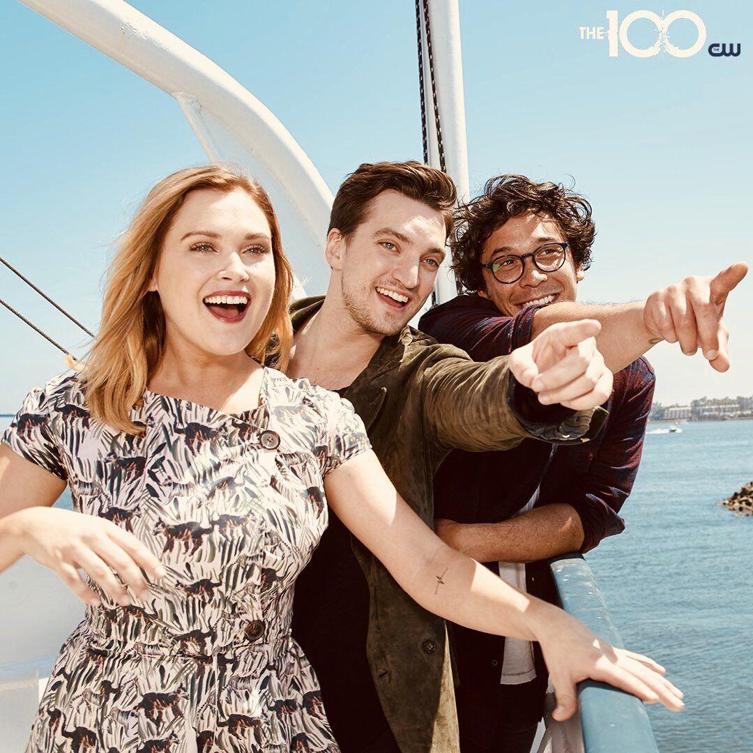 1080x1080 Daily Dose of Bob Morley with Eliza Taylor and Richard Harmon at SDCC 2017
