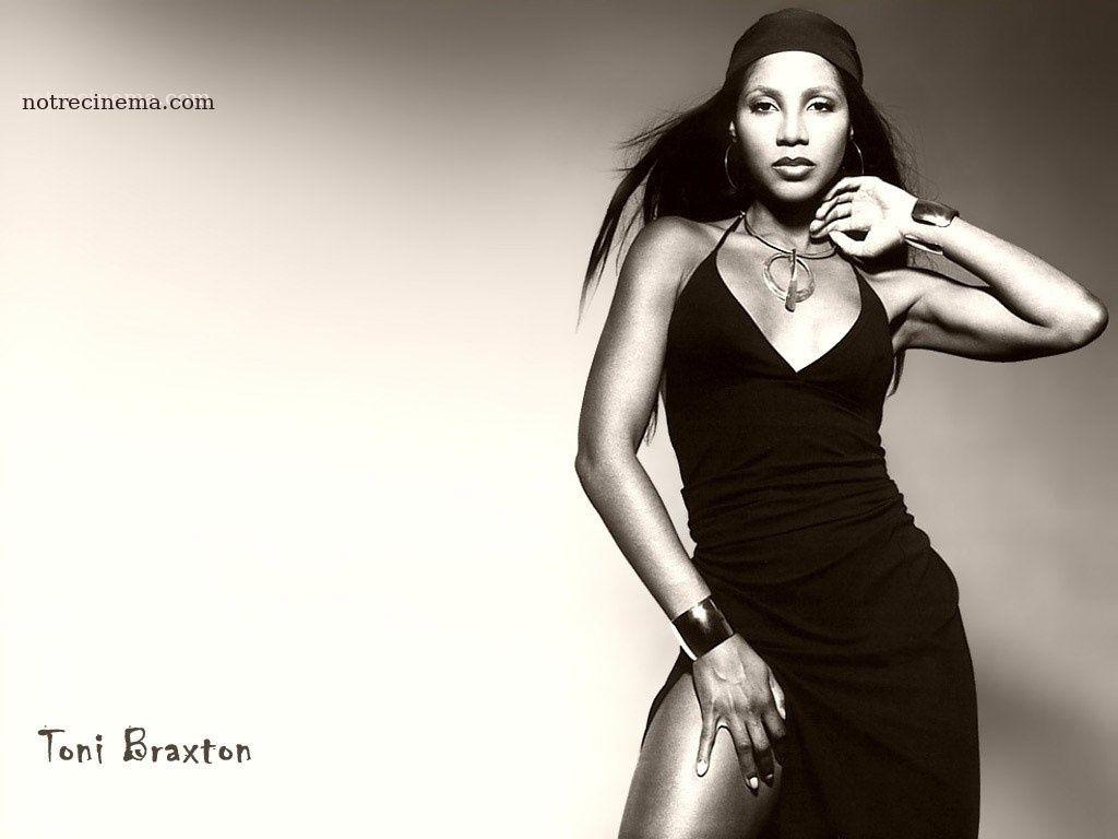 1024x768 Toni BRAXTON : Biography and movies