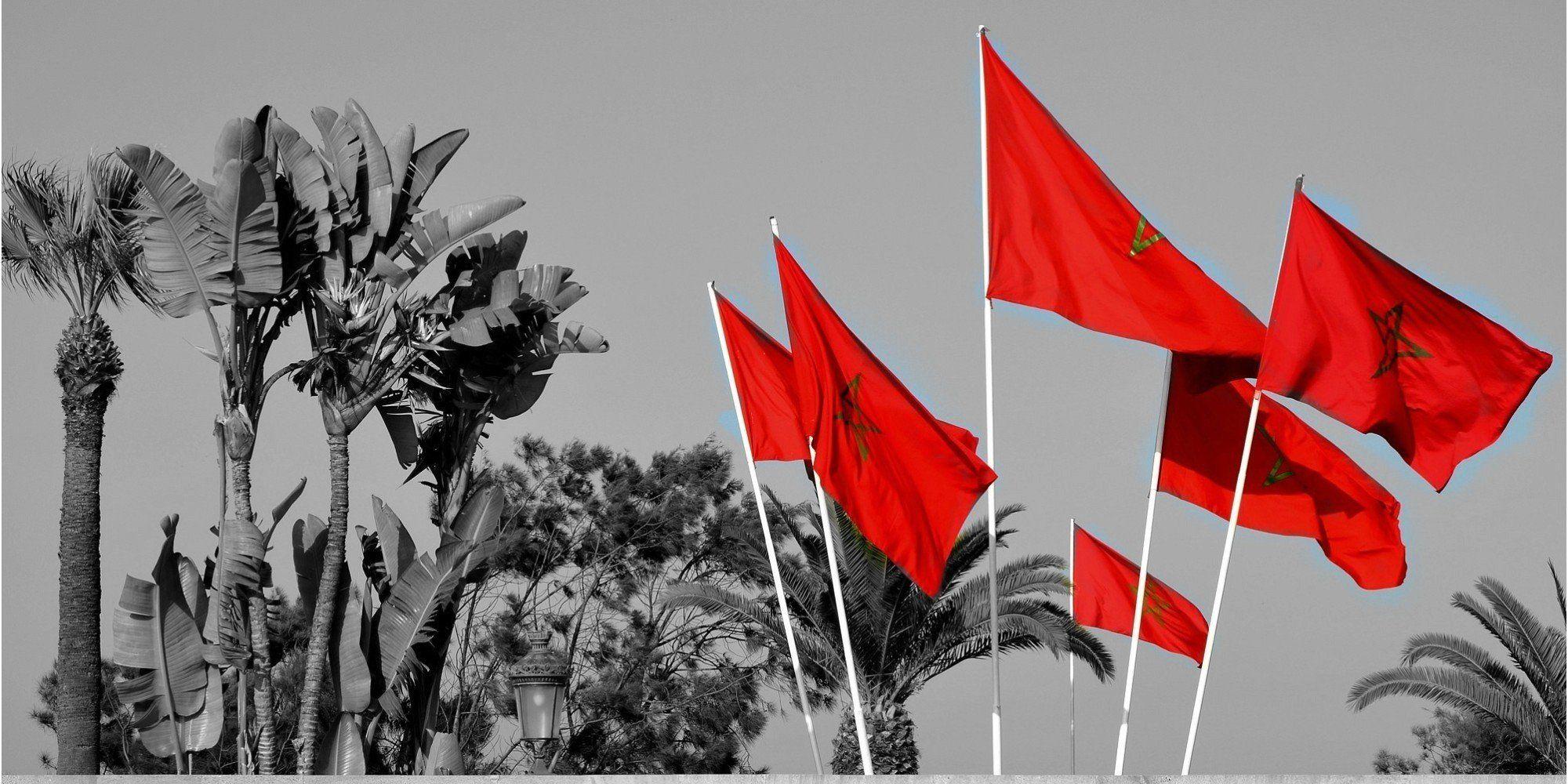 2000x1000 Morocco, Flag, Red, Selective coloring Wallpaper HD / Desktop and Mobile Background