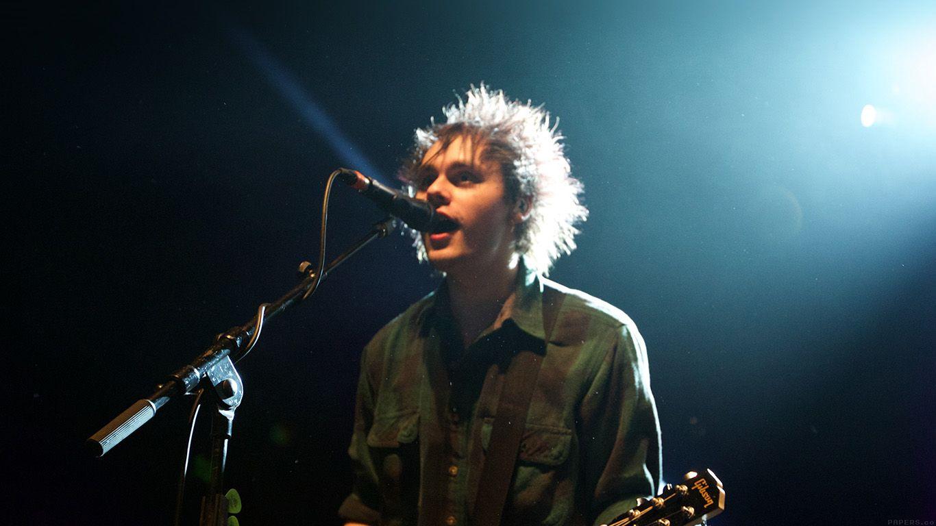 1366x768 Michael Clifford 5 Seconds Of Summer Band Music