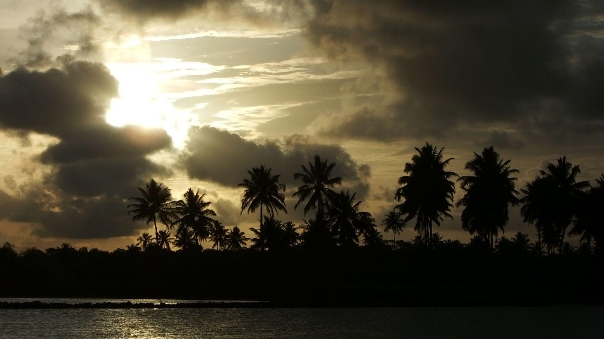 1920x1080 Yellow sunset over the Brazilian beach wallpaper