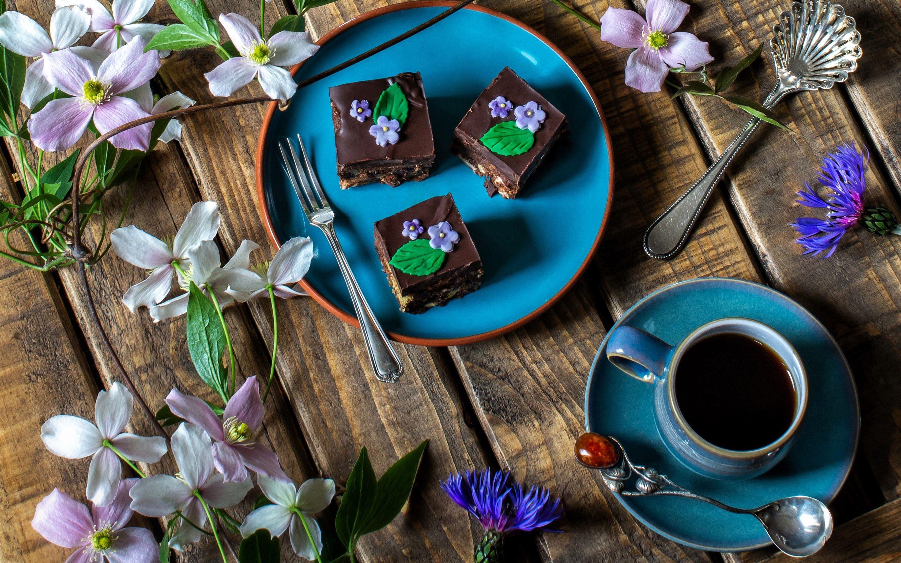 2880x1800 Wallpaper Chocolate cakes, dessert, flowers, coffee 2880x1800 HD Picture, Image